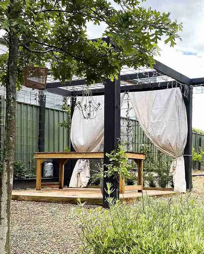 17 Covered Pergola Patio Ideas to Transform Your Outdoor Space 2