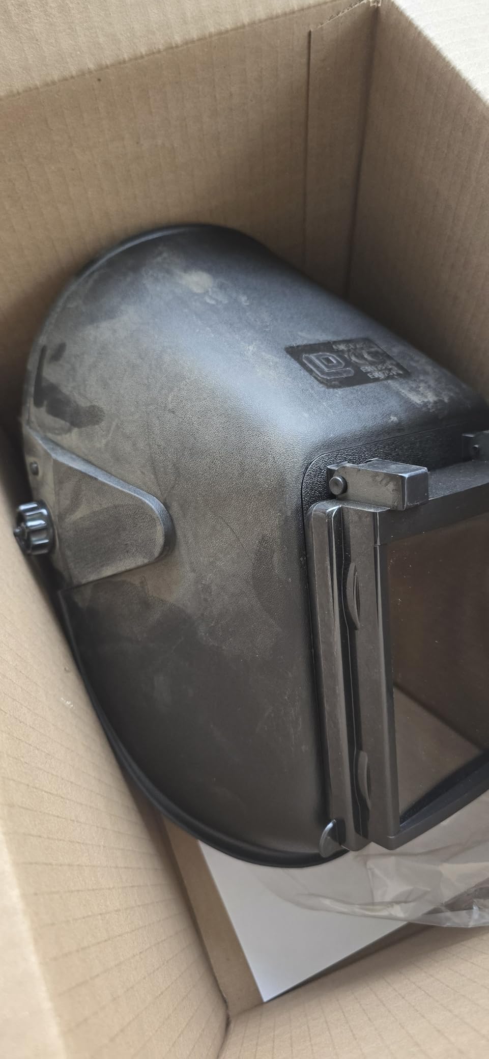 Forney 55672 Welding Helmet, Bandit III Flip Front, Shade-10, Black, Medium - Customer Photo 4