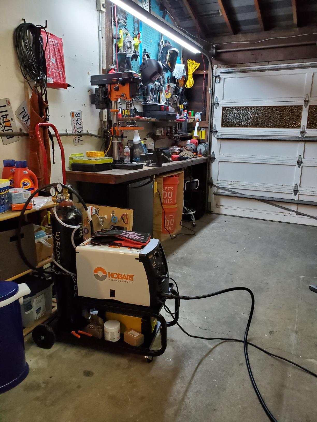 Hobart 500553 Handler 210 MVP MIG Welder - Empower Your Welding with Precision and Power Small - Customer Photo 3