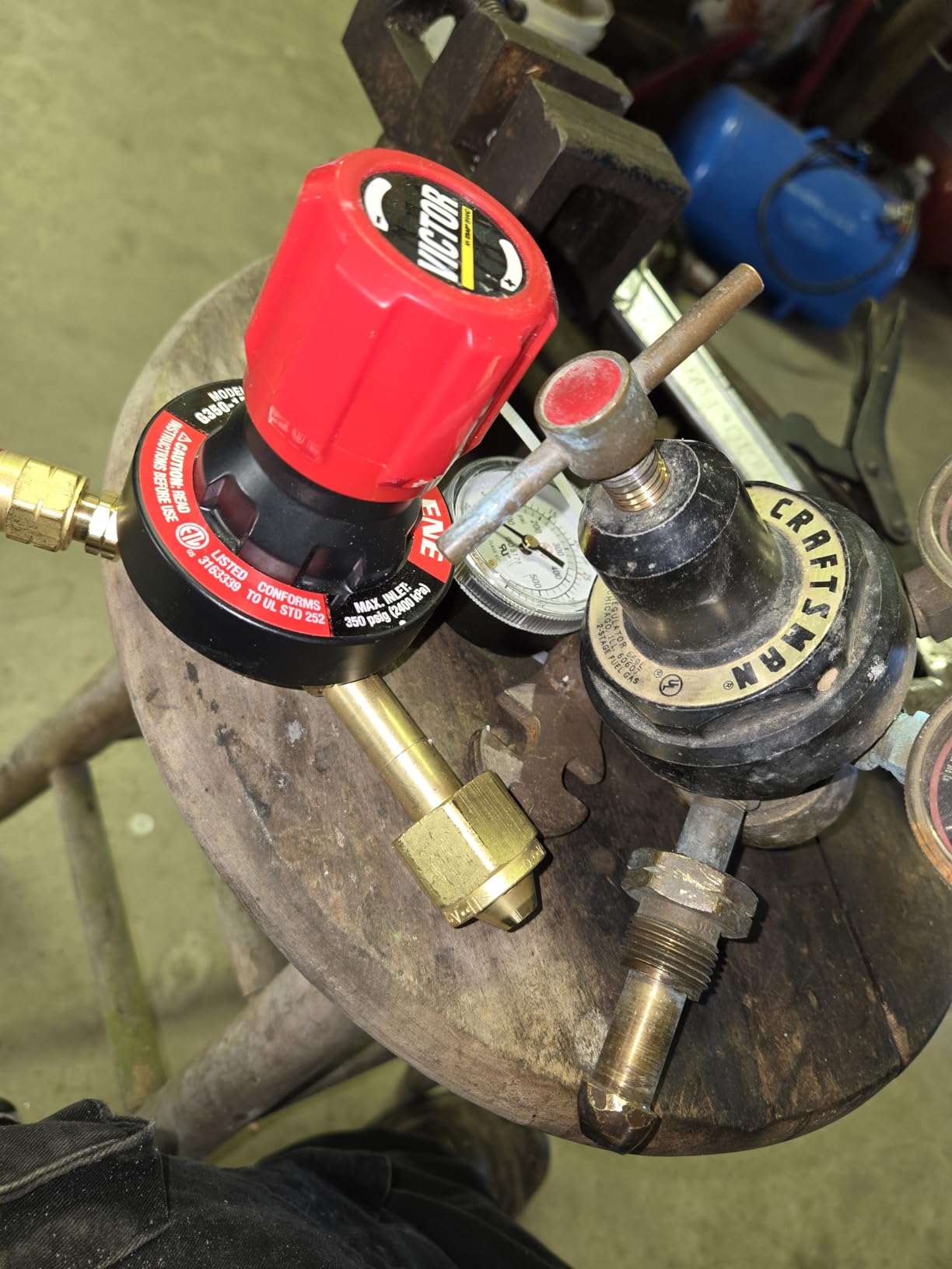 ESAB Victor Technologies 0384-2691 Medalist 350 System Heavy Duty Cutting System, Acetylene Gas Service, G350-15-300 Fuel Gas Regulator - Customer Photo 1