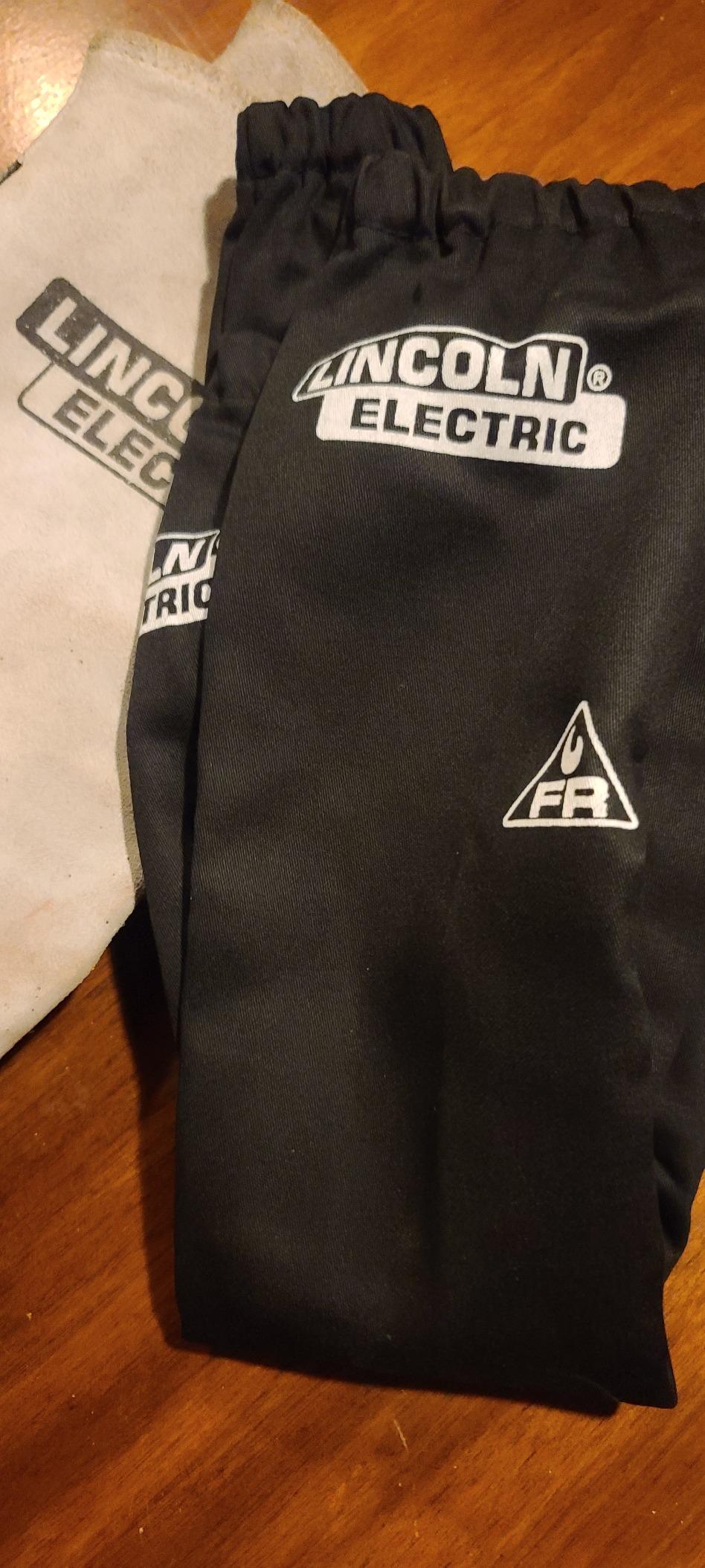 Lincoln Electric KH813 Black One Size Flame-Resistant Welding Sleeves - Customer Photo 2
