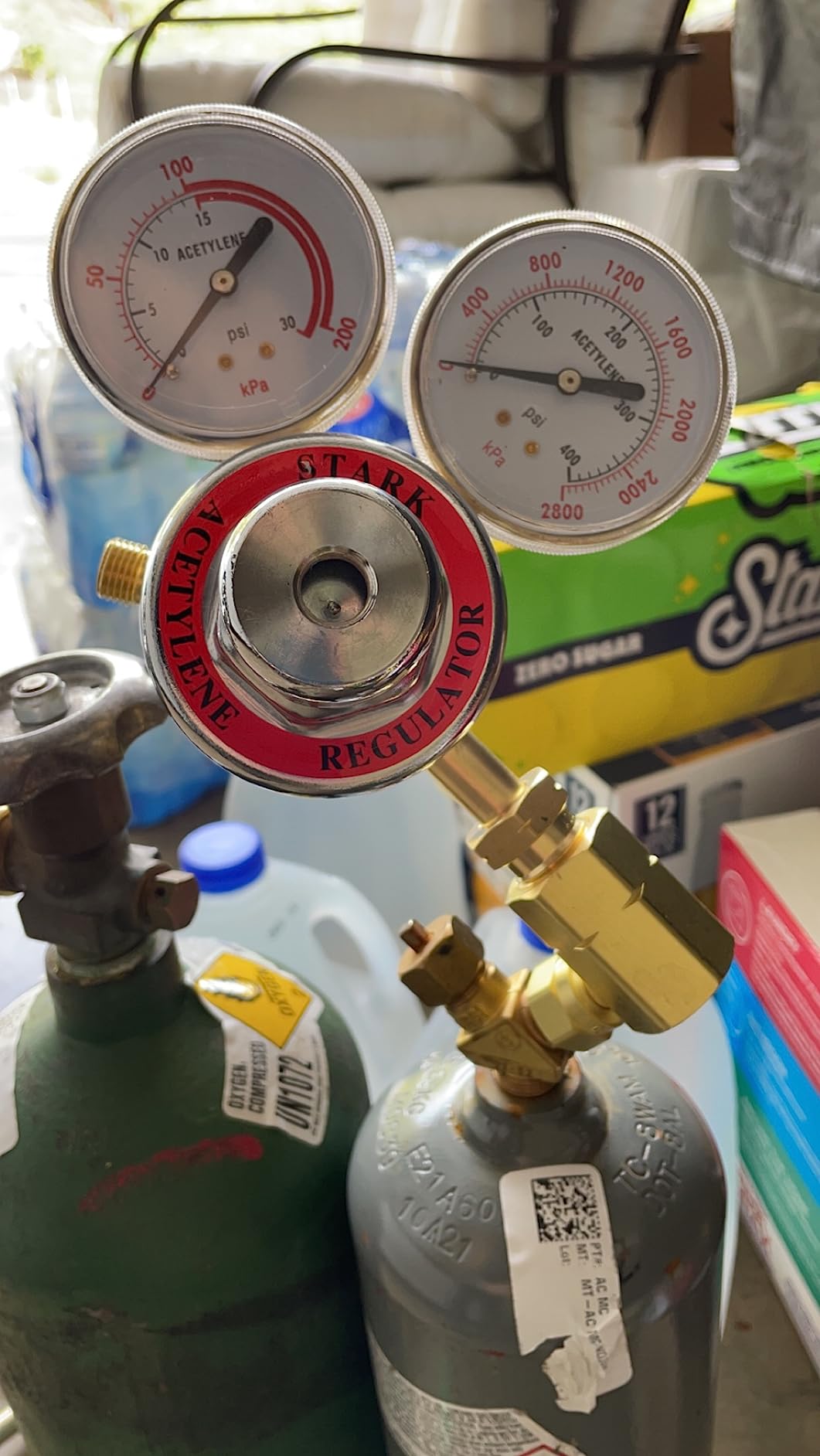Stark USA Portable Oxygen Acetylene Welder Include Nozzles Cutting Torch, Gauge, Regulators Set With 15'ft Hose, Carrying Case Customer Review Stark USA Portable Oxygen Acetylene Welder Include Nozzles Cutting Torch, Gauge, Regulators Set With 15'ft Hose, Carrying Case - Customer Photo 2