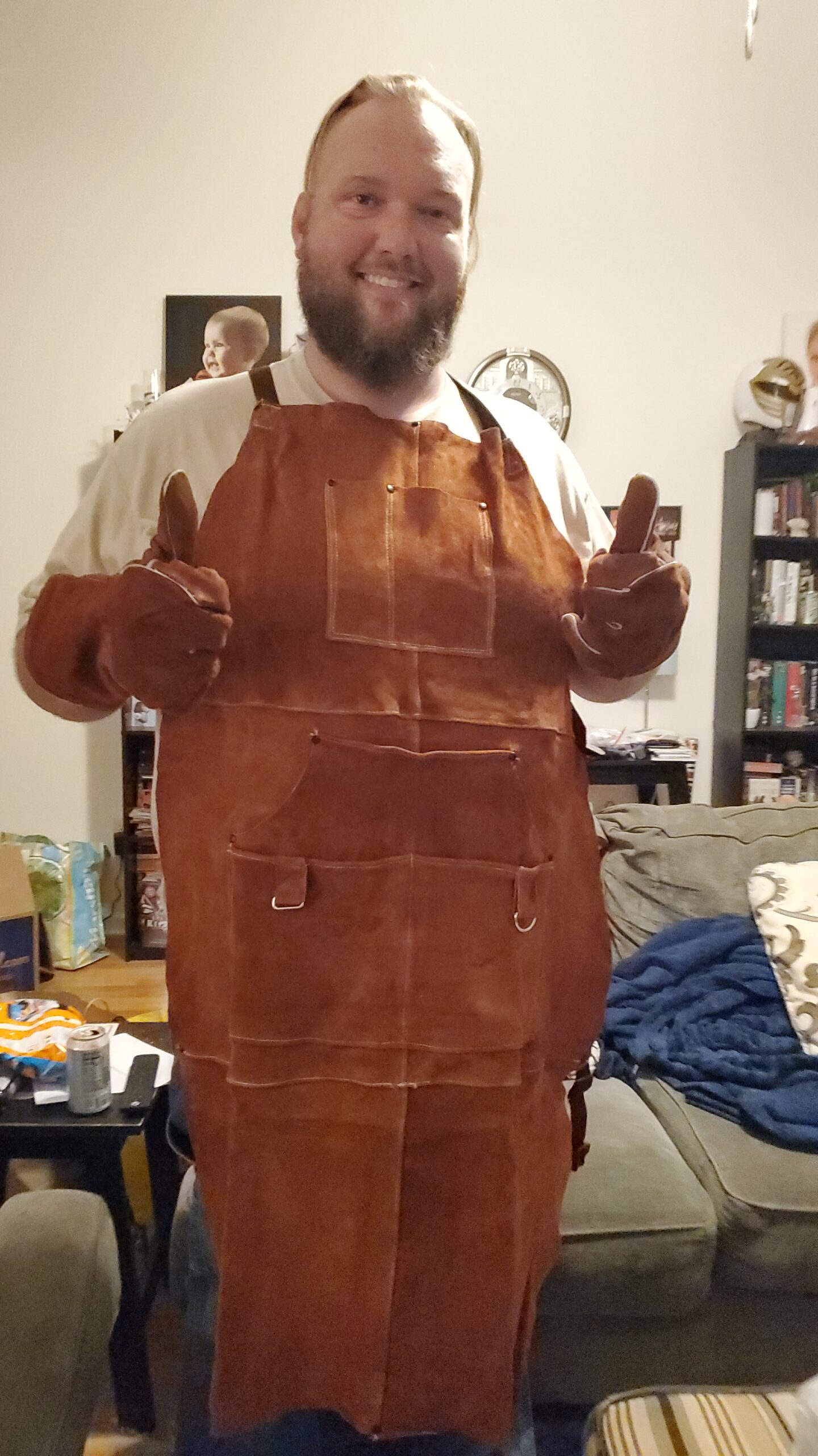 eletecpro Heavy Duty Leather Welding Apron Genuine Cowhide Flame & Heat Resistant Adjustable 42Lx24W with 6 Tool Pockets and Gloves for Mechanic, BBQ, Woodworking, Gardening, Men & Women Gift, Brown - Customer Photo 1