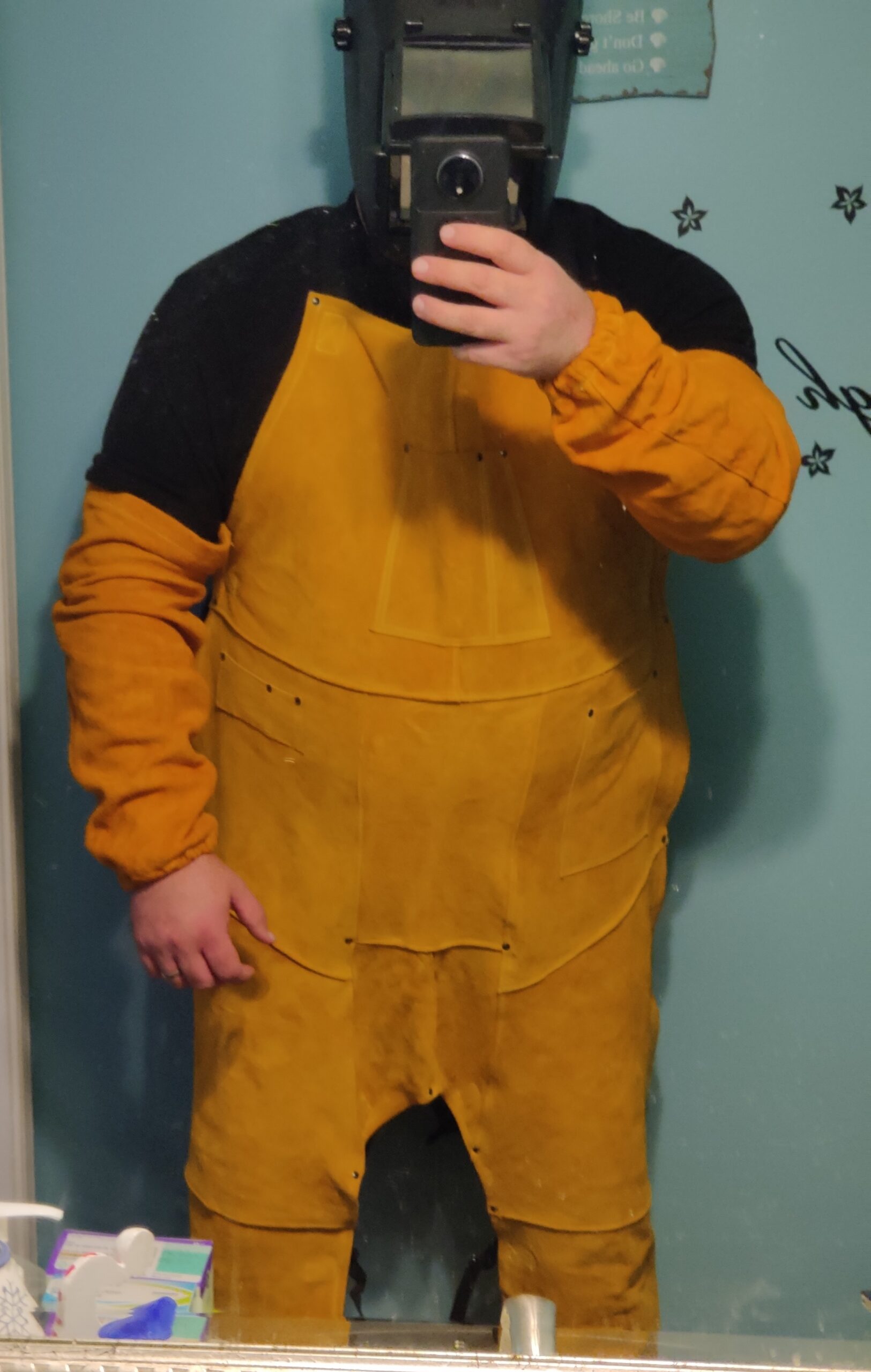 Leather Welding Work Sleeves for Men&Women - Heat&Flame Resistant Arm Protection with Kevlar Stitching and Cotton Lining - Customer Photo 2