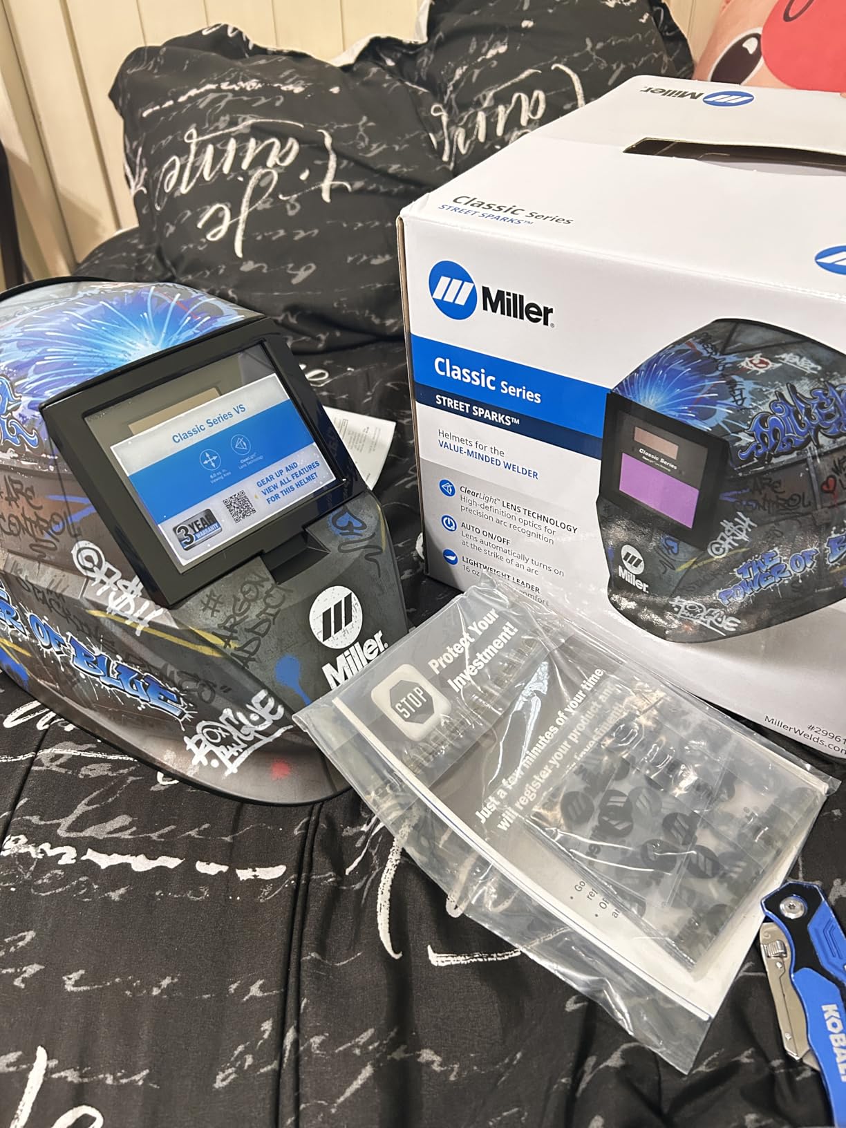Miller 287803 Classic Series VS Welding Helmet, Auto-Darkening Welding Helmet, Black - Customer Photo 2