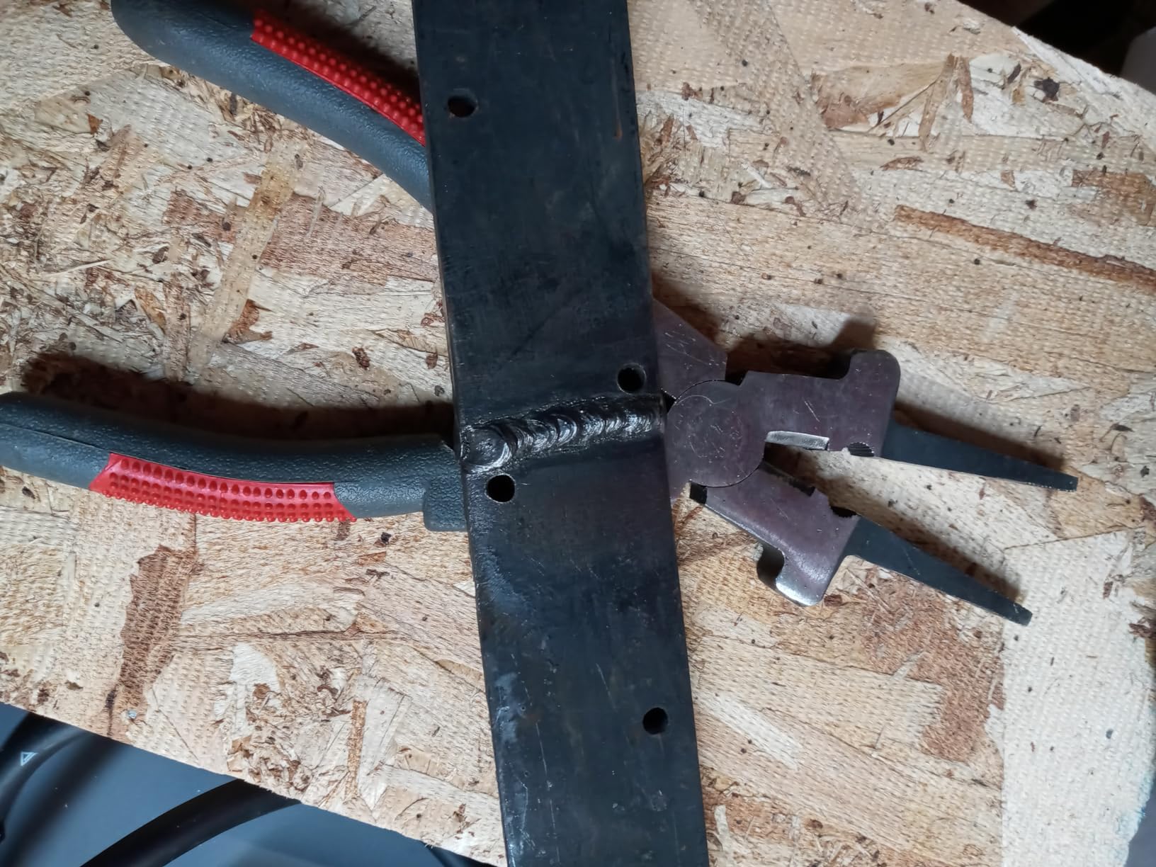 MIG Welder,2 in 1 Flux core/Stick Welder,130Amp 110V Gasless MIG Welding Machine with Synergy IGBT Inverter Welder Portable Wire Feed Welder - Customer Photo 2