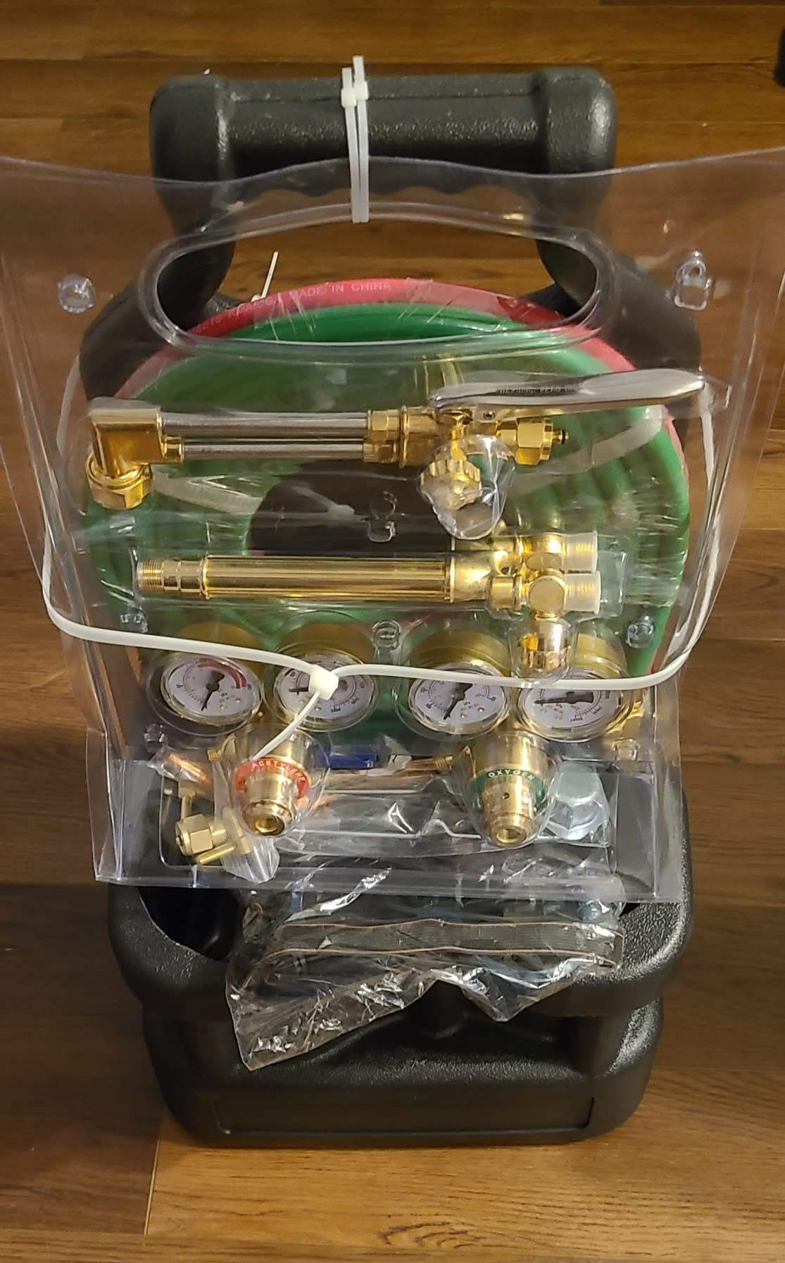 G150 J-P Light Duty Oxy Acetylene Torch Kit, Portable HVAC Cutting Brazing - Check Valve, CGA540 Oxygen Regulator, Acetylene Regulator (CGA200-A Type) without Tanks Customer Review G150 J-P Light Duty Oxy Acetylene Torch Kit, Portable HVAC Cutting Brazing - Check Valve, CGA540 Oxygen Regulator, Acetylene Regulator (CGA200-A Type) without Tanks - Customer Photo 3