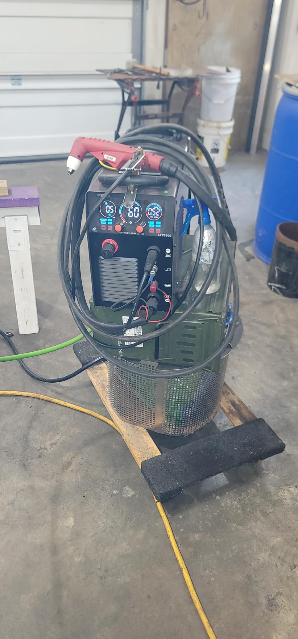 LOTOS LTP6300D 63AMP Non-Touch Pilot Arc Plasma Cutter, Drag Cut Enabled, 3/4