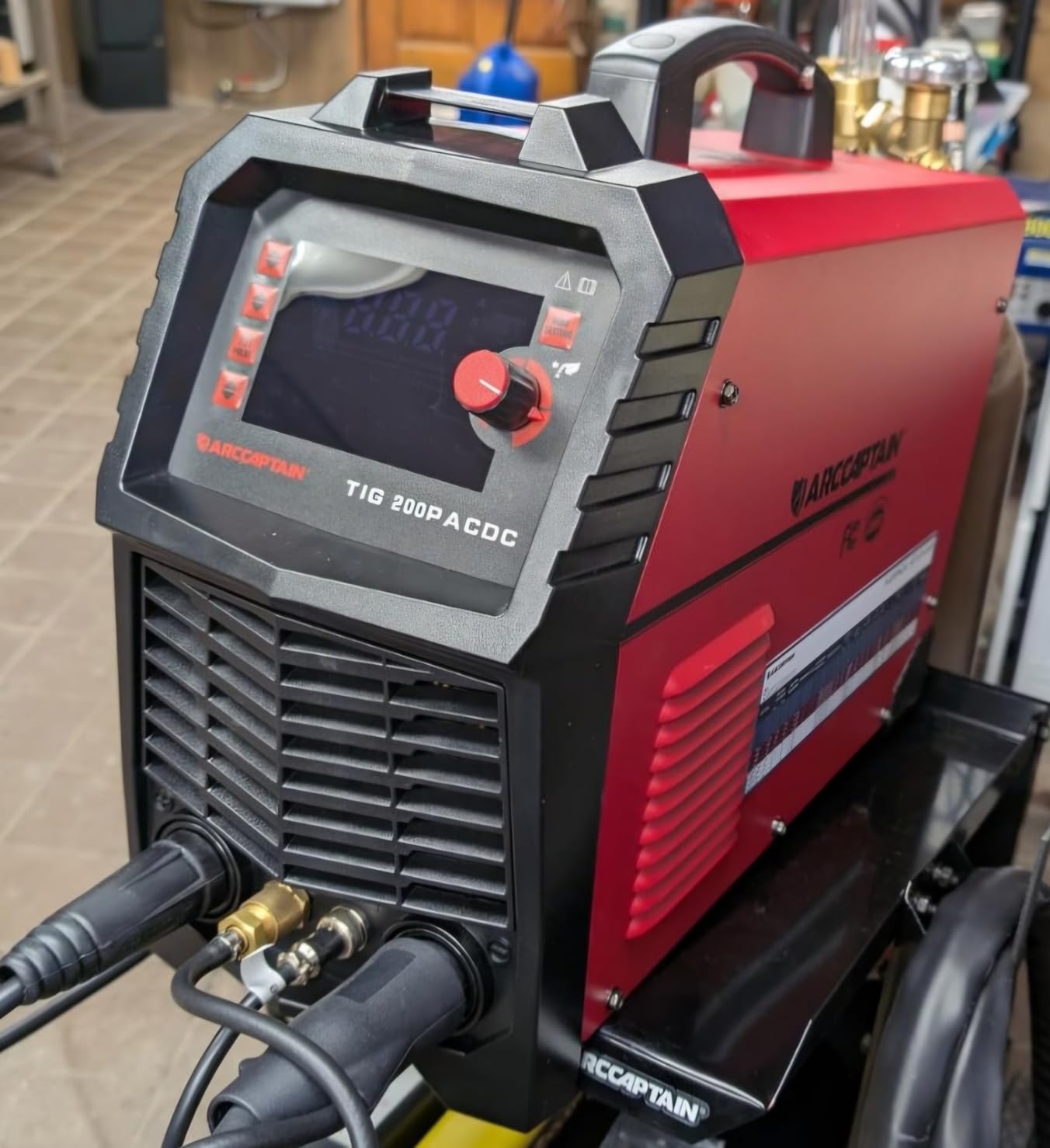 ARCCAPTAIN DC 5 In 1 TIG Welder With Pulse, 200Amp DC 5 In 1 HF/Lift/Pulse/Spot TIG & Stick, 110v/220v Dual Voltage LED Digital Display MultiProcess TIG Welding Machine with 2T/4T TIG200P - Customer Photo 1