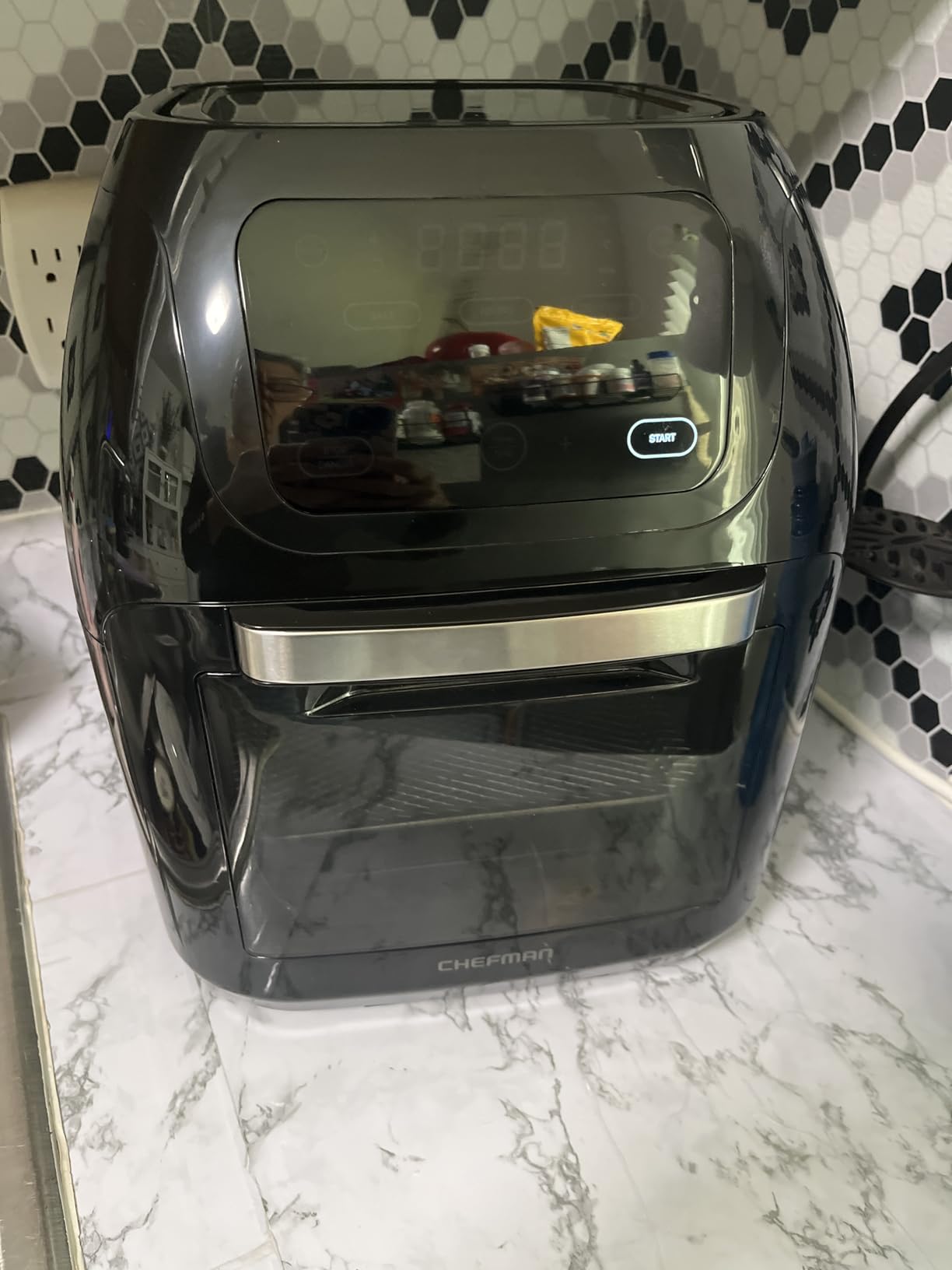 CHEFMAN Multifunctional Digital Air Fryer+ Rotisserie, Dehydrator, Convection Oven, 17 Touch Screen Presets Fry, Roast, Dehydrate, Bake, XL 10L Family Size, Auto Shutoff, Large Easy-View Window, Black customer photo 2