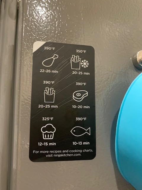 Ninja | Air Fryer | 4-in-1 Pro Air Fry, Roast, Reheat, Dehydrate | 5QT Capacity fits up to 4lbs of French Fries | 400F Max Temp | Nonstick Basket & Crisper Plate | 120V | Grey | AF141 customer photo 1