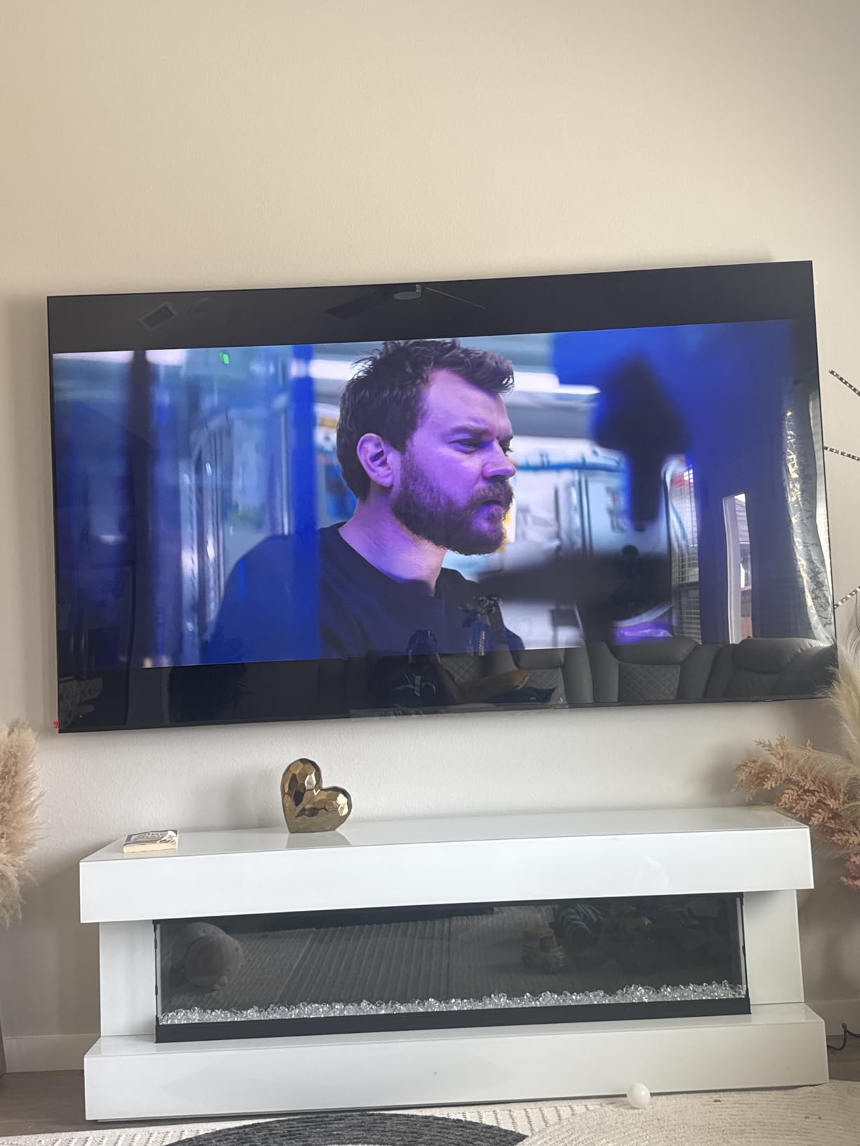 Samsung 65-Inch Class QLED Q7F Series Samsung Vision AI Smart TV (2025 Model, 65Q7F) customer photo 2