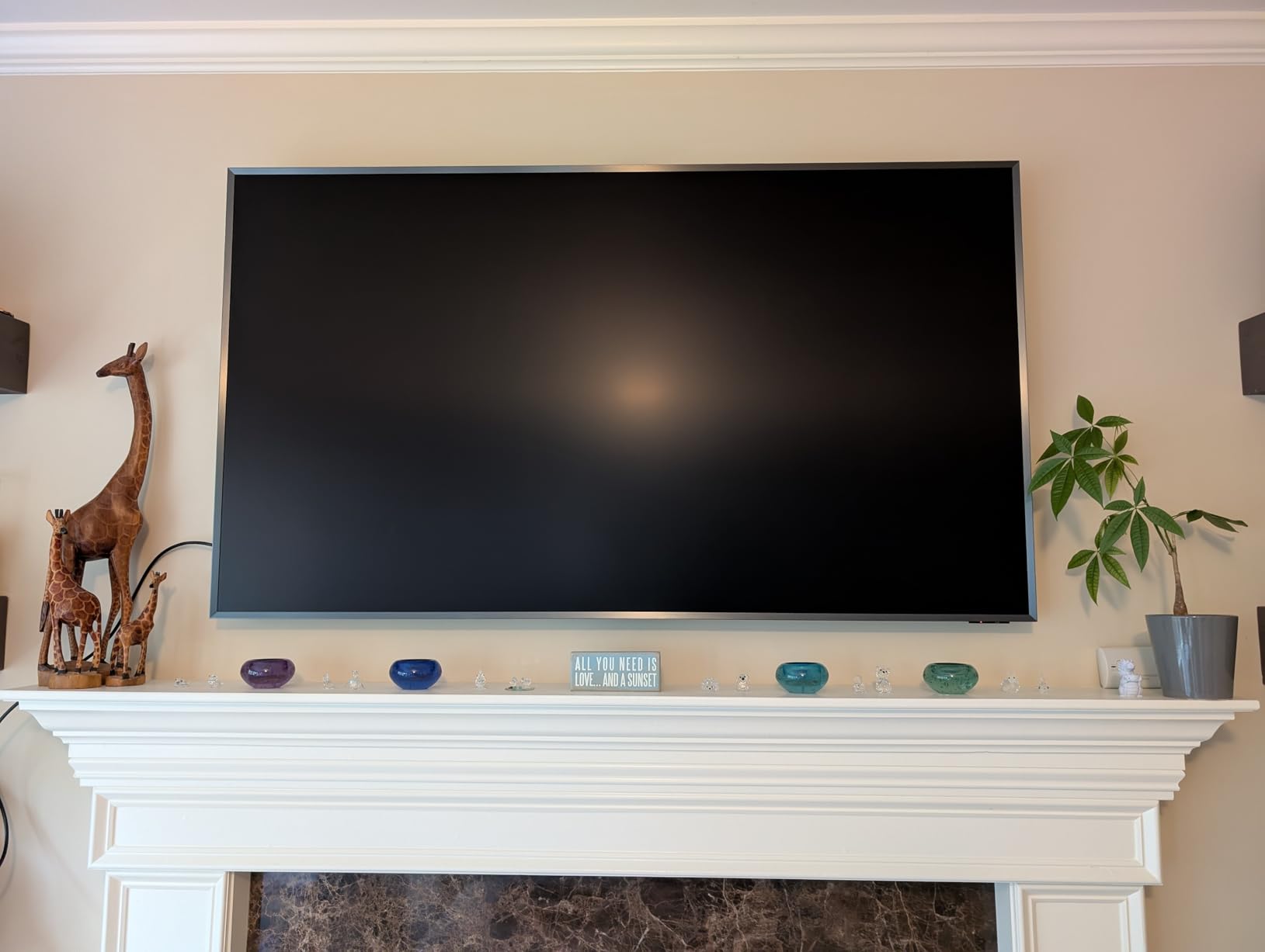 Samsung 75-Inch Class Neo QLED 8K QN900F Series, Vision AI, Mini LED Smart TV (2025 Model, 75QN900F) Neo Quantum HDR 8K Pro, Object Tracking Sound + w/Dolby Atmos, Glare Free, Alexa Built-in customer photo 2