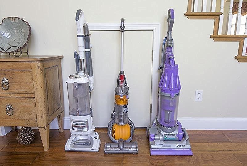Shark Upright Vacuum Cleaner Navigator Lift-Away Pet Hair Carpet & Hard Floor Cleaning with Dusting Brush & Crevice Tool HEPA Filter Swivel Steering White/Silver NV356E customer photo 1