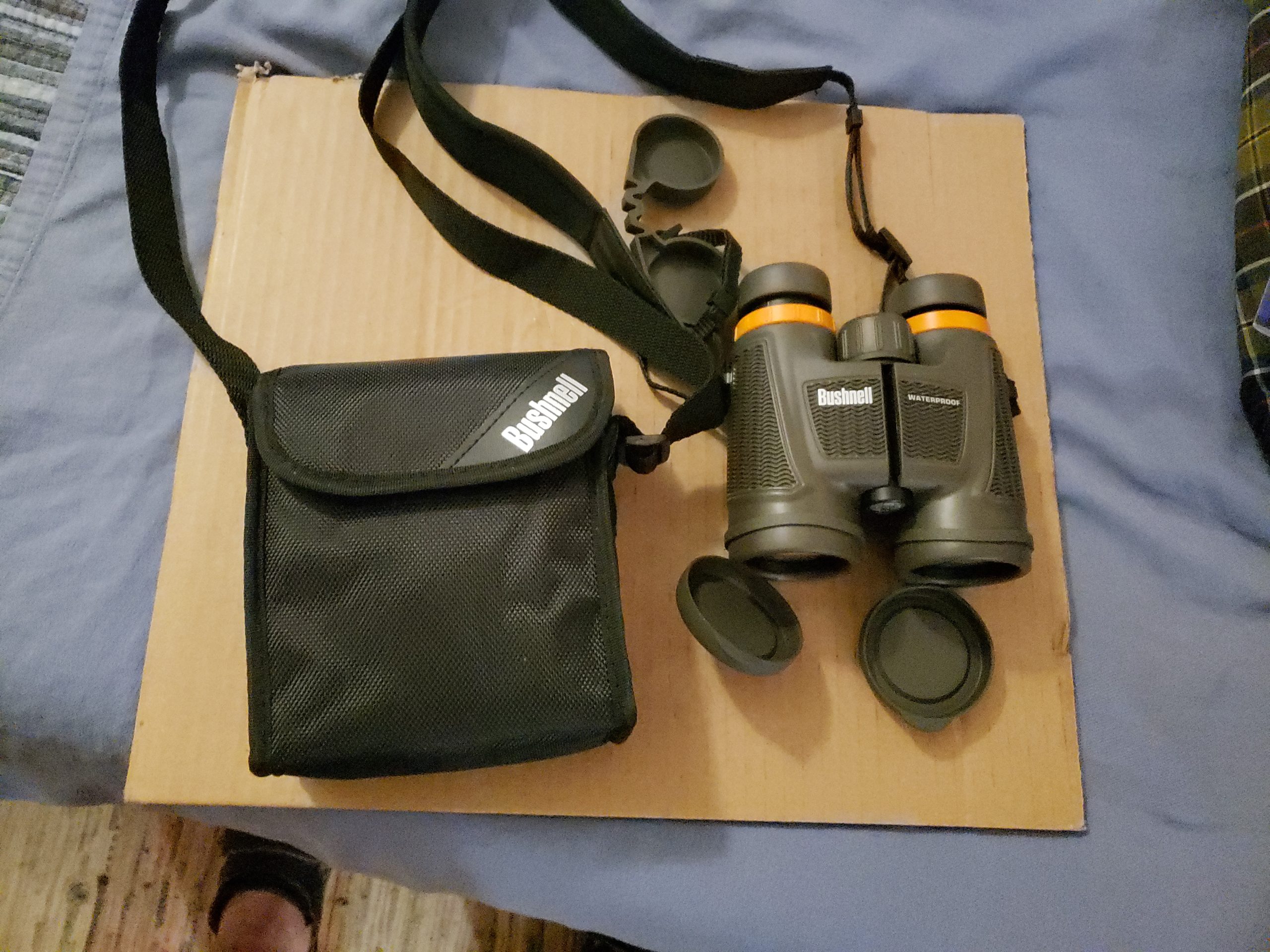 Bushnell H2O Xtreme 10x42 Waterproof Binoculars customer photo 2