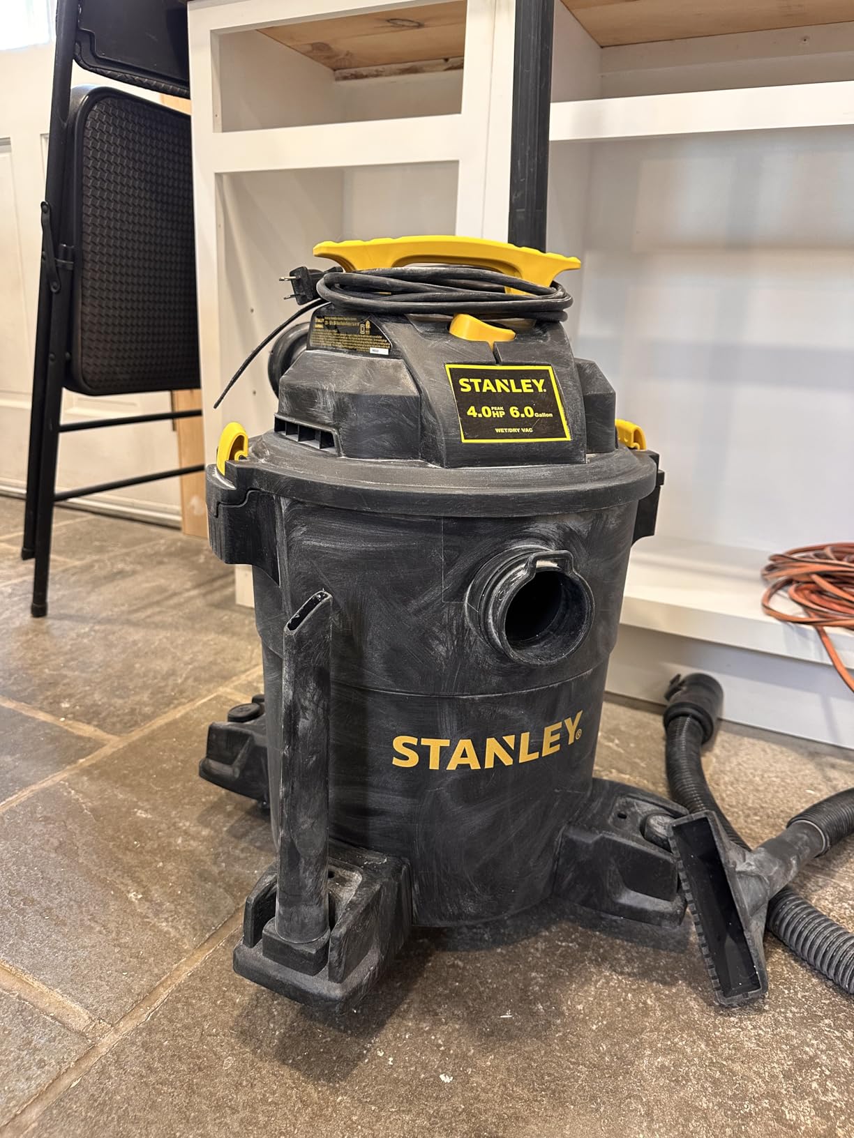 Stanley - SL18116P Wet/Dry Vacuum, 6 Gallon, 4 Horsepower Black customer photo 1