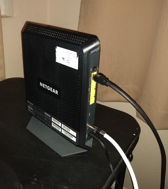 NETGEAR Nighthawk Cable Modem and WiFi 5 Router Combo (C7000) - Compatible with Major Cable Providers incl. Xfinity & Cox - Cable Plans up to 800Mbps - AC1900 (Up to 1.9Gbps) - DOCSIS 3.0 customer photo 2