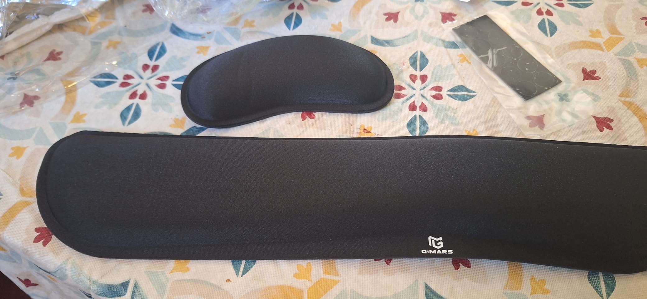 Gimars Upgrade Enlarge Silky and Superfine Fabric Gel Memory Foam Keyboard Wrist Rest Set, Ergonomic Keyboard Mouse Wrist Support for Typing Pain Relief, Comfort for Office, Gaming, Computer, Black customer photo 1