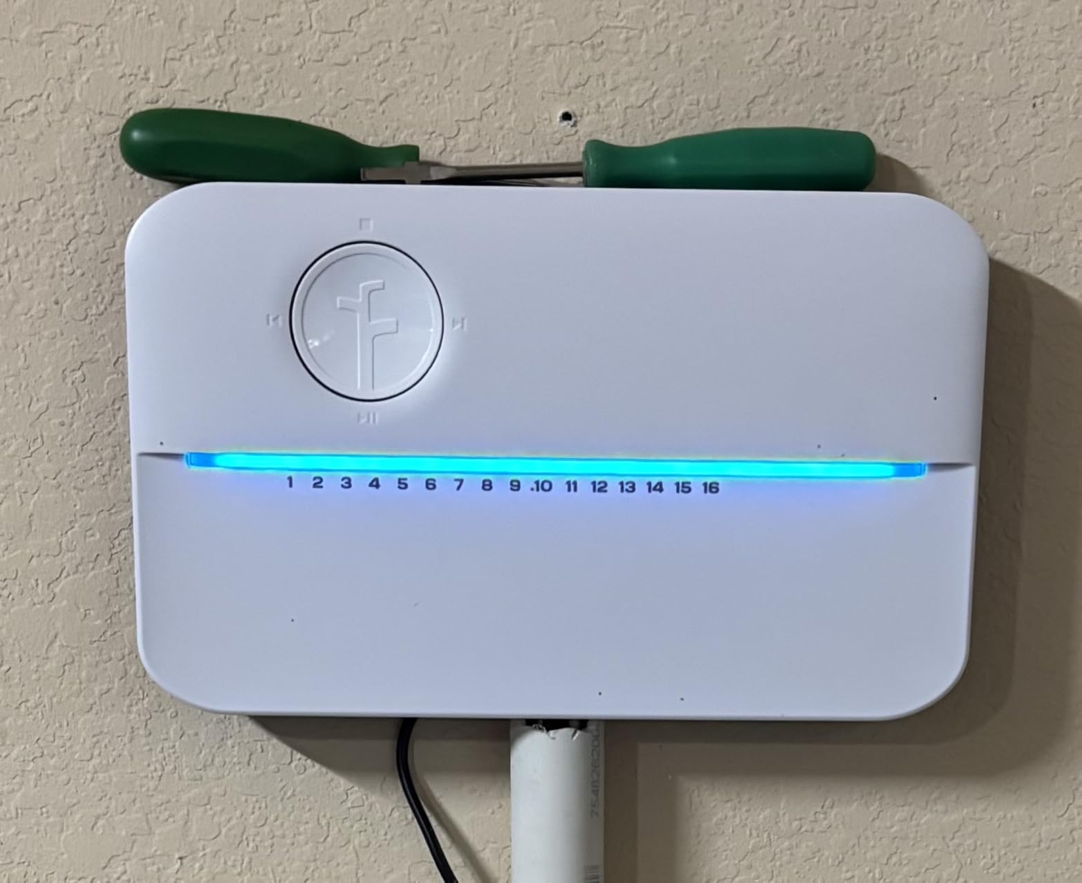 Rachio WiFi Smart Sprinkler Controller (8-Zone Irrigation Remote Control) - App-Based Scheduling, Local Weather Intelligence, Rain Skips, Easy DIY Install customer photo 1