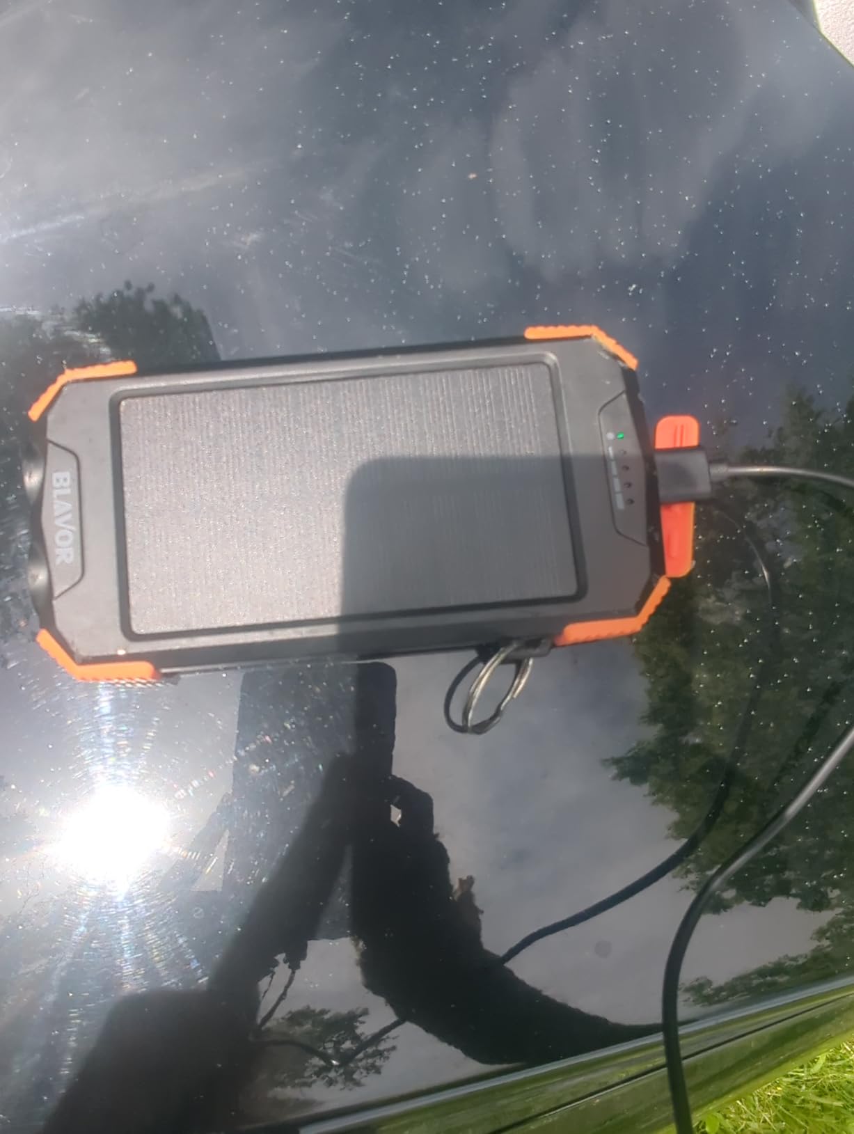 BLAVOR Solar Power Bank 10,000mAh, Portable Wireless Charger, 20W Fast Charging External Battery Pack with USB C for Cell Phones, Solar Panel Charging with Dual Flashlight for Camping customer photo 1