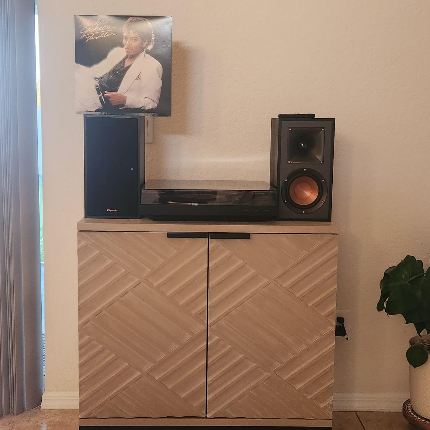 Klipsch R-51PM Powered Bluetooth Speaker,Black customer photo 2