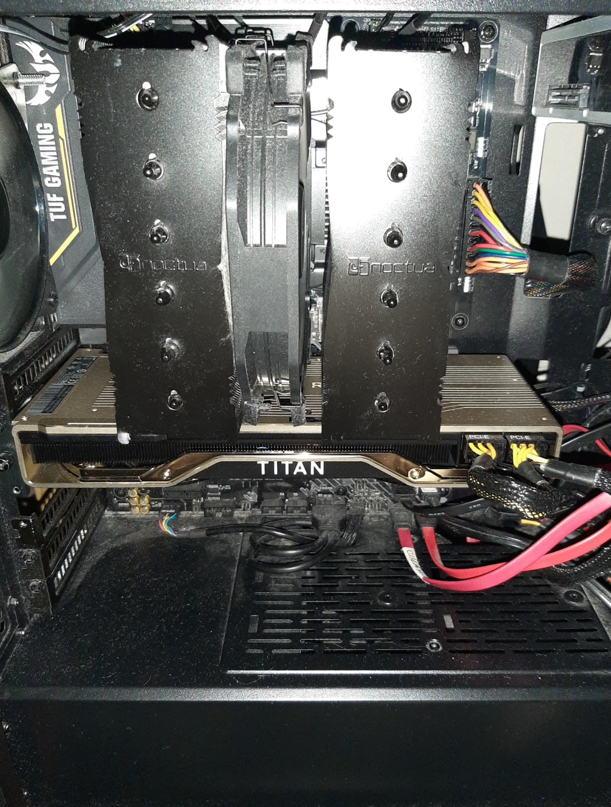 NVIDIA Titan RTX Graphics Card customer photo 1