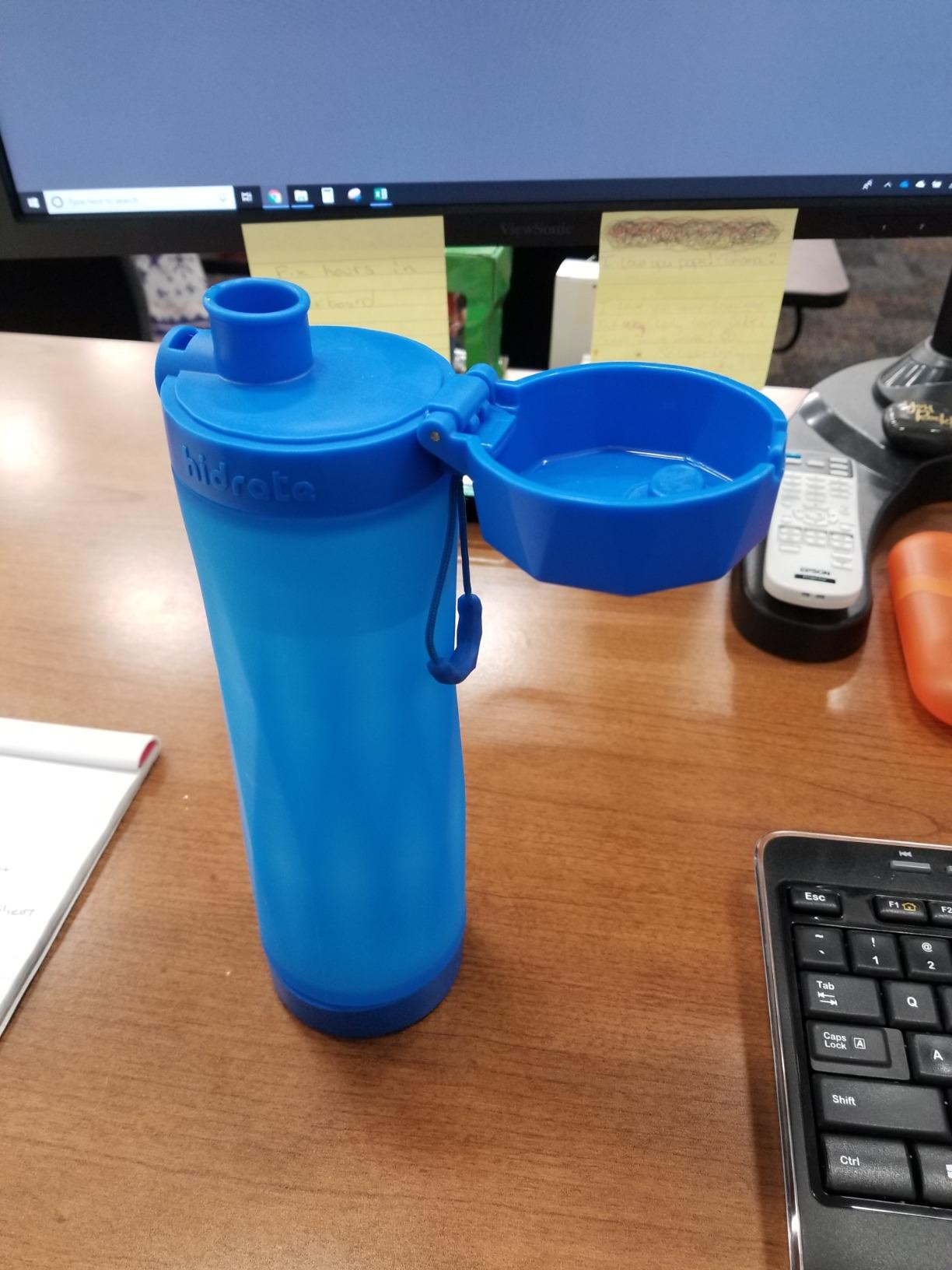 Hidrate Spark 3 Smart Water Bottle, Tracks Water Intake and Glows to Remind You to Stay Hydrated, BPA Free, 20 oz, Royal Blue customer photo 1