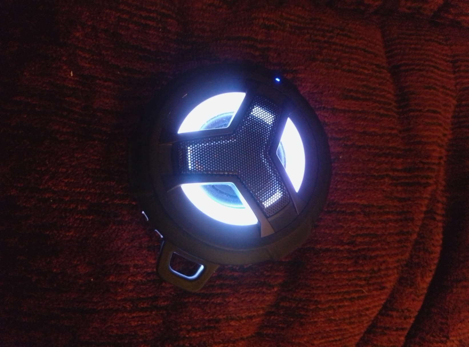 EBODA Bluetooth Shower Speaker, Portable Bluetooth Speakers, IP67 Waterproof Wireless Speaker with LED Light, Floating, 2000mAh, True Wireless Stereo customer photo 2