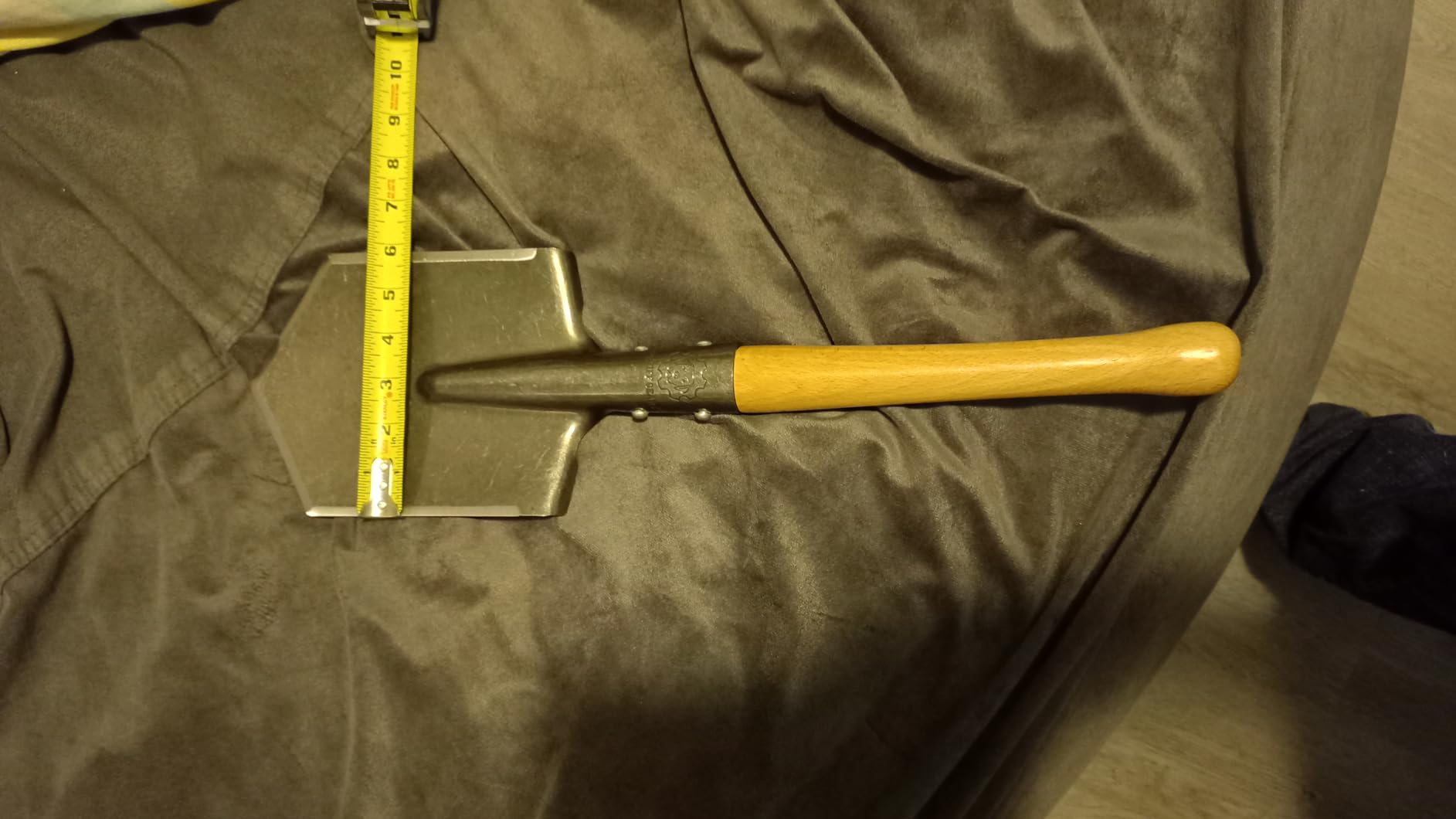 MASTIFF GEARS Battle Wolf Military-Grade Survival Shovel - Heavy Duty Carbon Steel w/Hardwood Handle customer photo 2