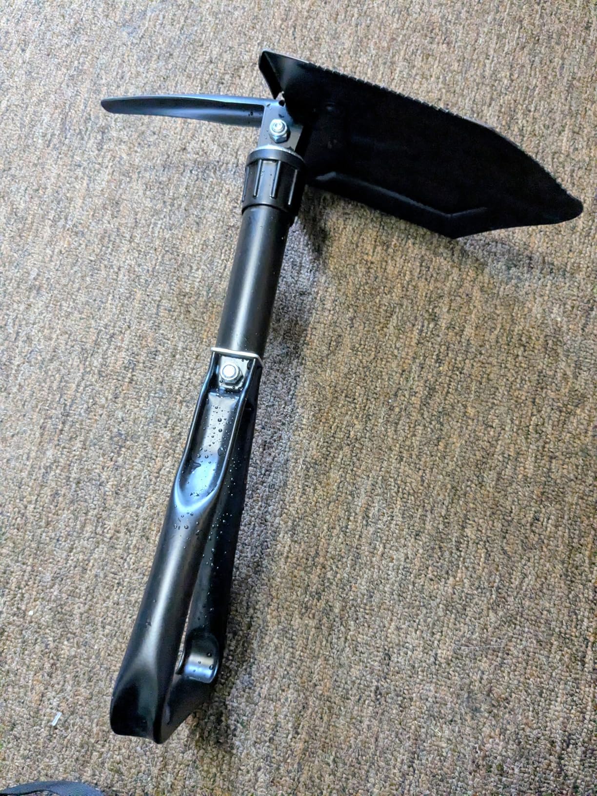 Rhino USA Survival Shovel w/Pick - Heavy Duty Carbon Steel Military Style Entrenching Tool for Off Road, Camping, Gardening, Beach, Digging Dirt, Sand, Mud & Snow. (Survival Shovel) customer photo 1