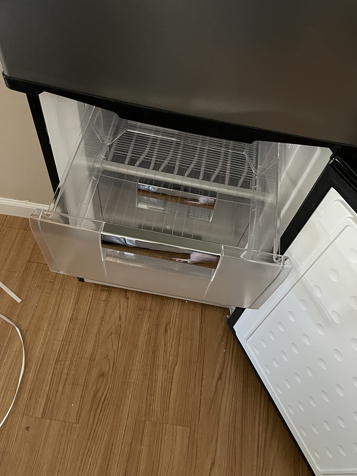 HAMILTON BEACH Cubic Foot Fridge with Bottom Mount Freezer, 9.2 cu. ft, Stainless customer photo 1