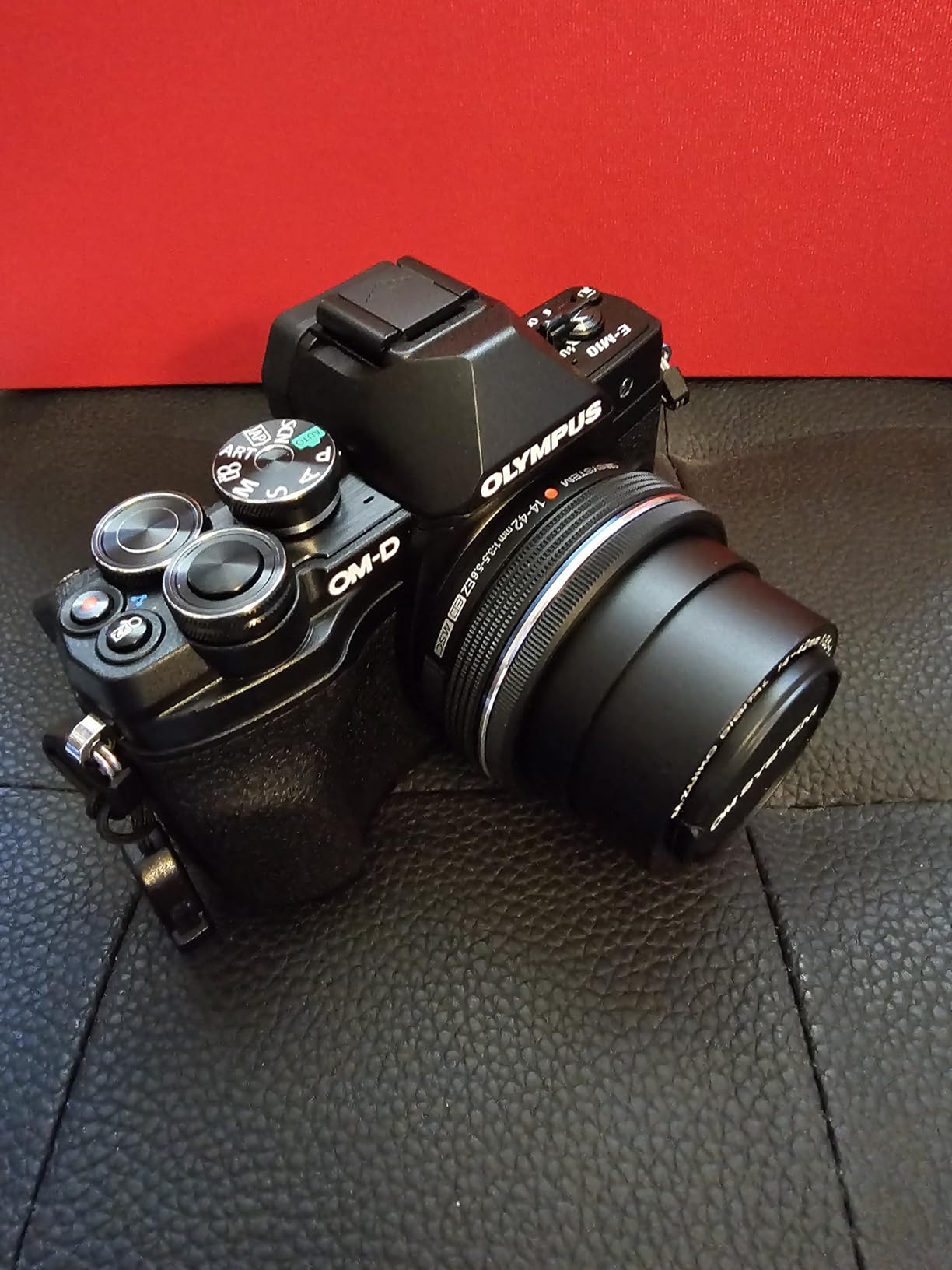 Olympus E-M10 Mark IV Black Micro Four Thirds System Camera M.Zuiko Digital ED 14-42mm F3.5-5.6 EZ kit 20MP Sensor 5-Axis Image Stabilization 4K Video Wi-Fi customer photo 2