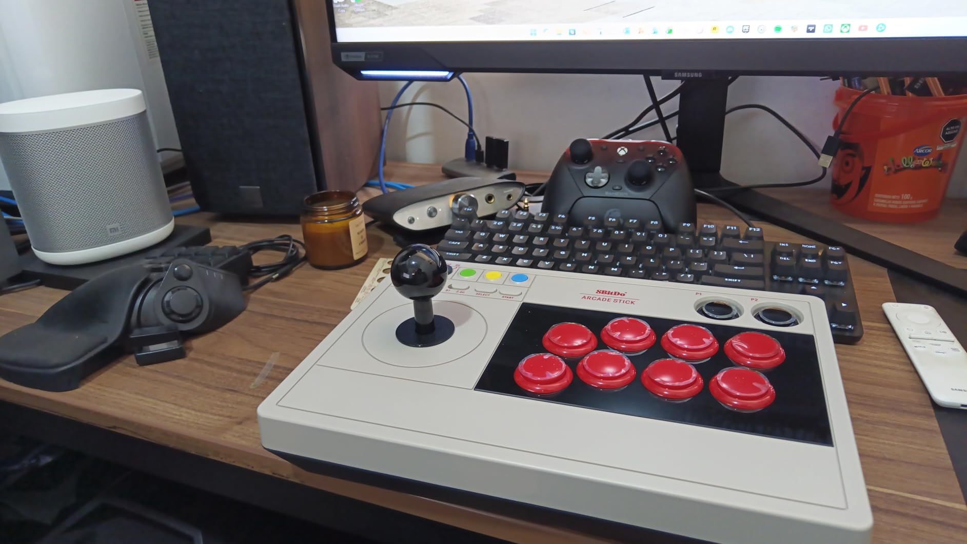 8Bitdo Arcade Stick for Switch & Windows, Arcade Fight Stick Support Wireless Bluetooth, 2.4G Receiver and Wired Connection customer photo 2