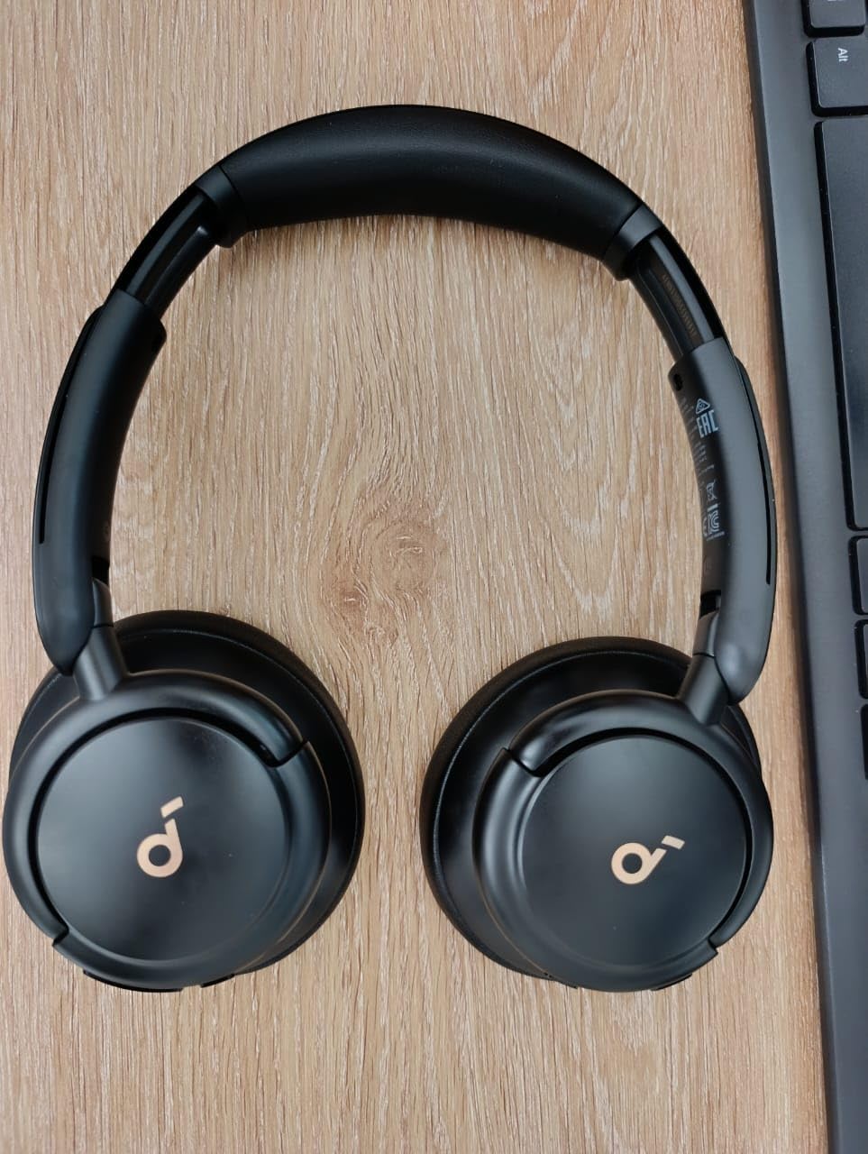 Soundcore Q30 by Anker, Hybrid Active Noise Cancelling Headphones, Multiple Modes, Hi-Res Audio, Custom EQ via App, 50H Playtime, Comfortable Fit, Bluetooth, Multipoint Connection customer photo 2