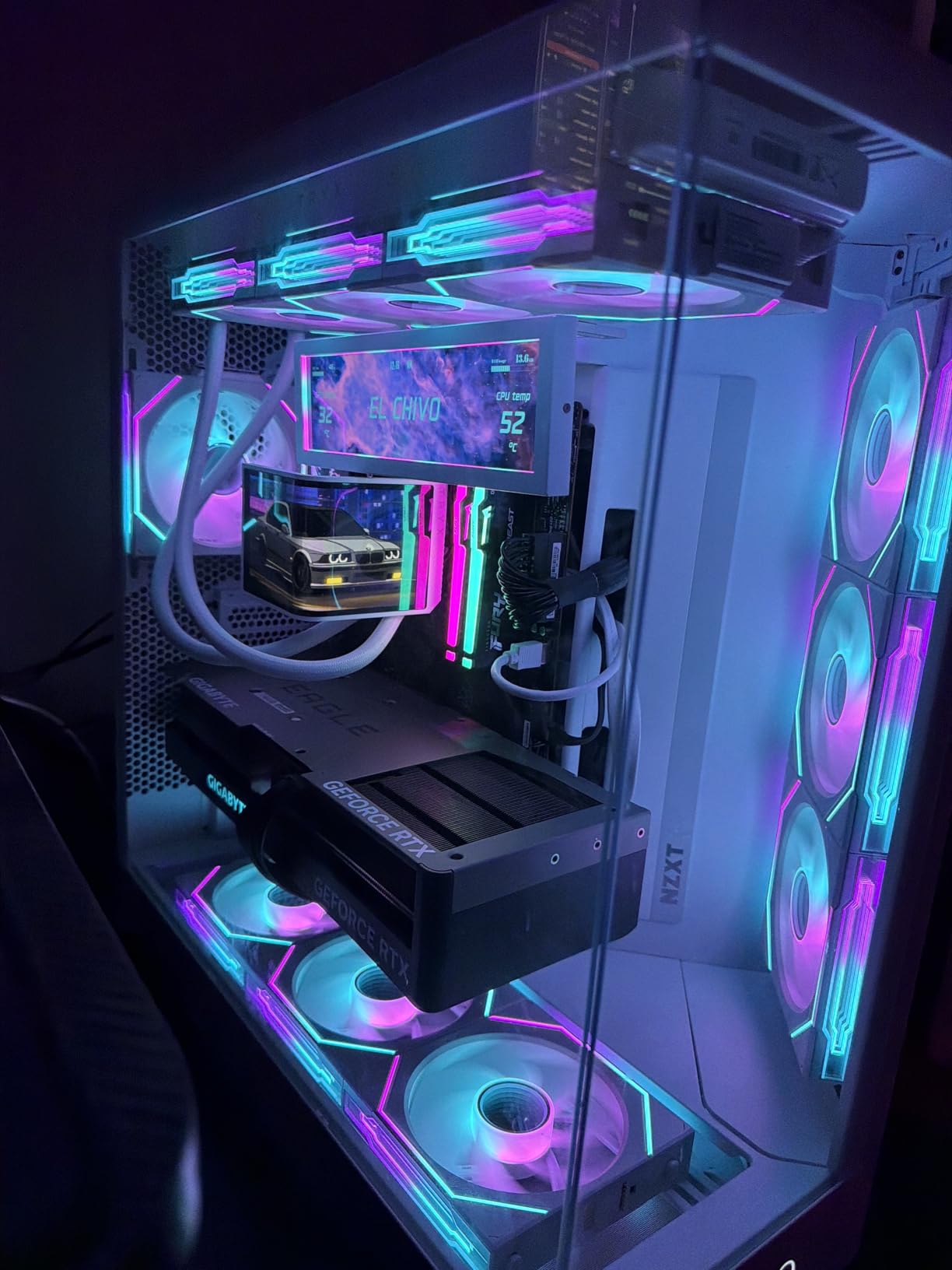 NZXT Internal USB Hub 3 - Expands 4 USB 2.0 Ports - Sleek Multifunctional Design - SATA Power Connection - Plug and Play customer photo 2