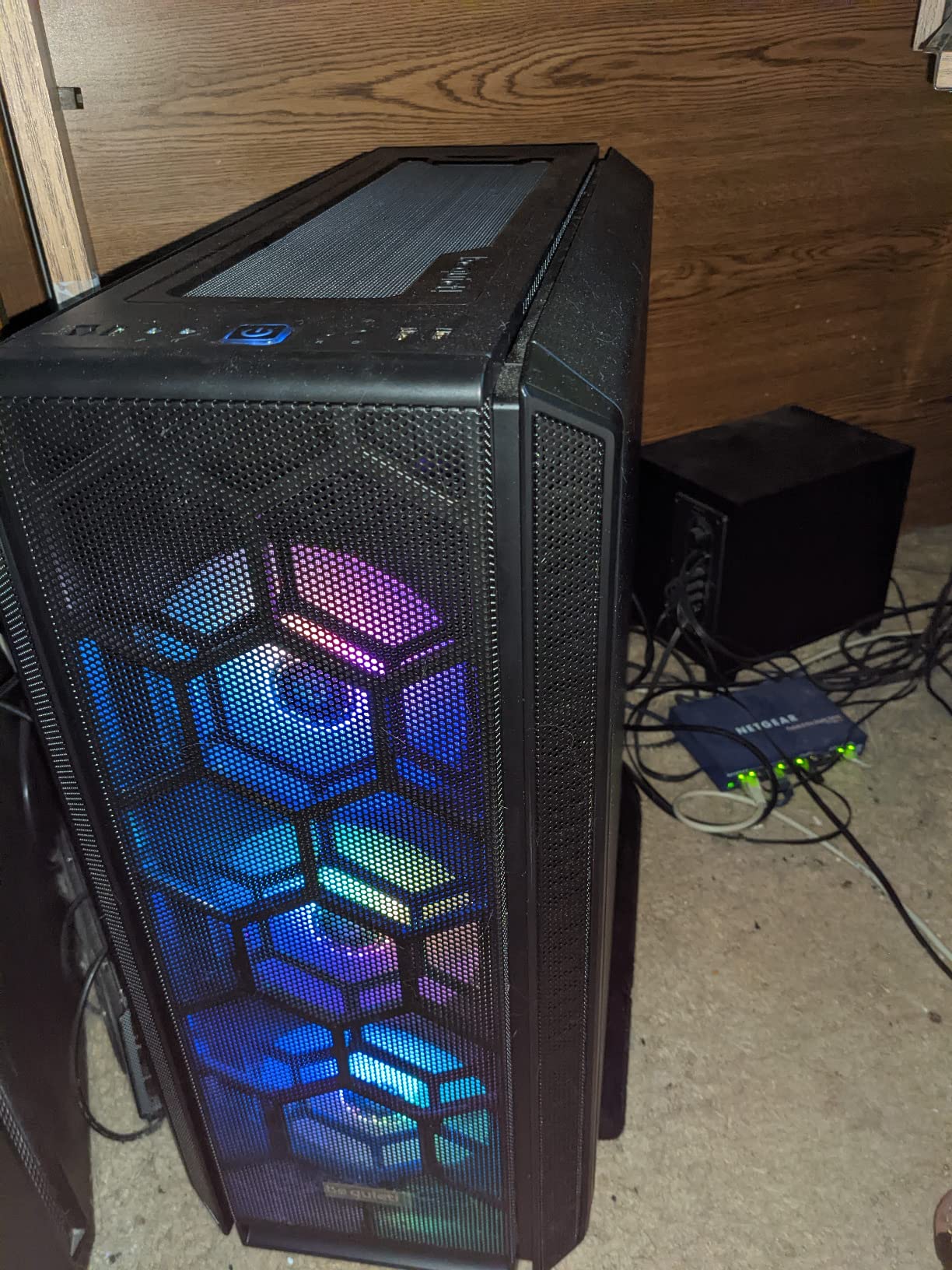be quiet! Silent Base 802 Window ATX Midi Tower PC Case | 3 Pre-Installed Pure Wings 2 Fans | Sound Insulated | Tempered Glass Window | Black | BGW39 customer photo 1