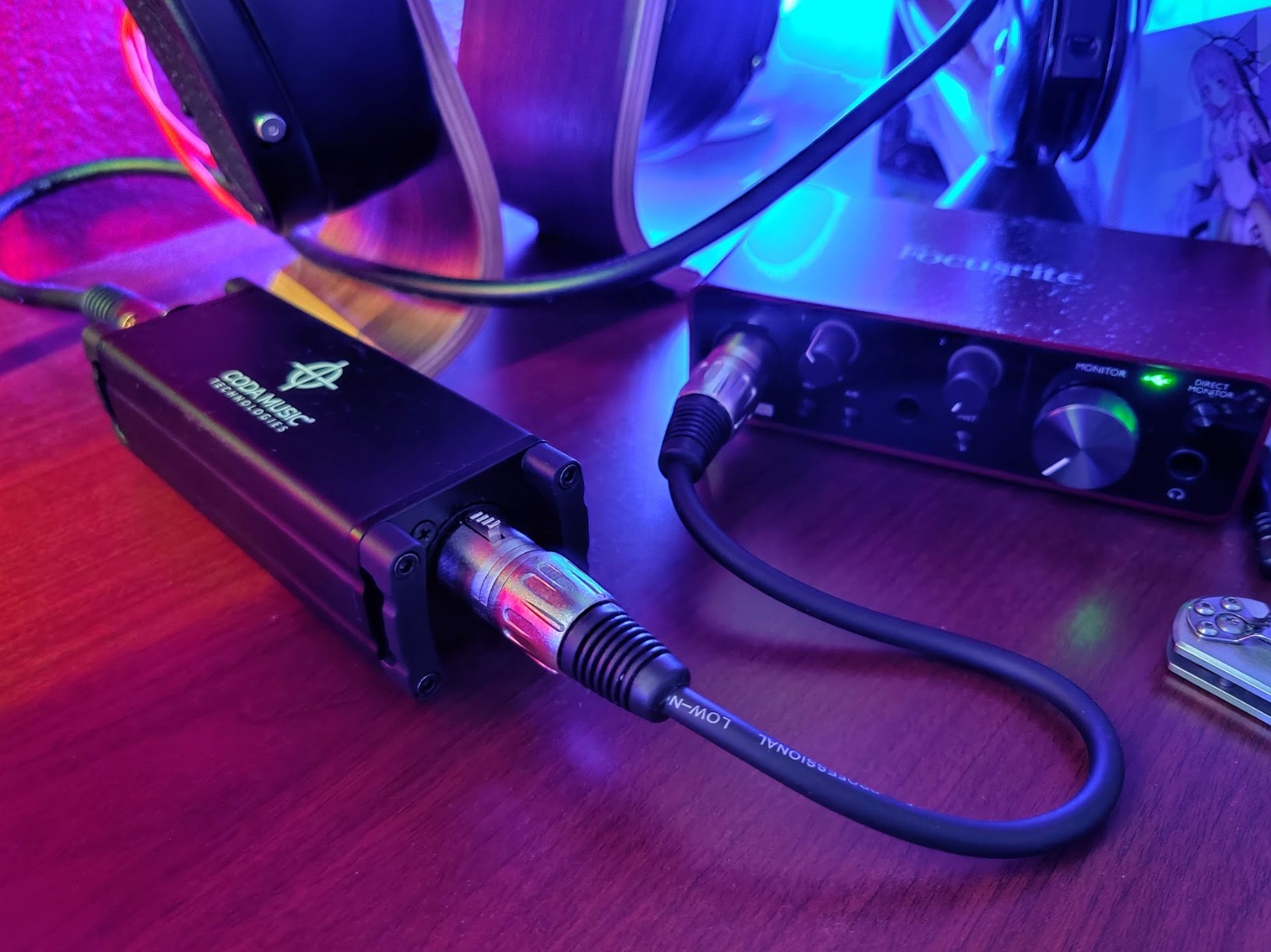 Coda MB-1 Mic Preamp for Vocal Recording - 25dB Microphone Preamplifier with 48V Phantom Power customer photo 1