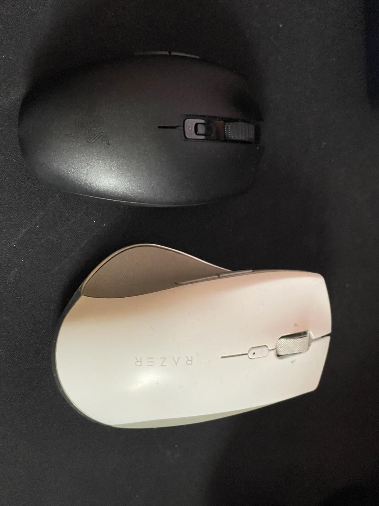 Razer Orochi V2 Wireless Gaming Mouse, 950 Hr Battery, 60g, White customer photo 1