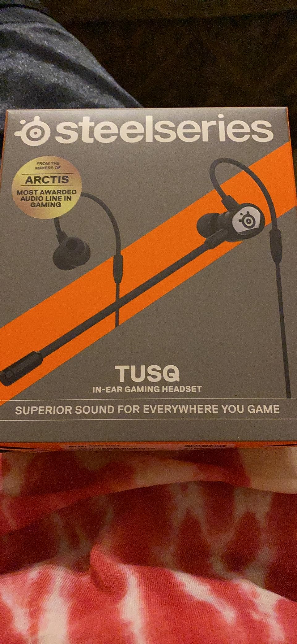 SteelSeries Tusq in-Ear Mobile Gaming Headset - Dual Microphone with Detachable Boom Mic - Ergonomic Suspension Design Earphones - for Mobile, Black customer photo 1