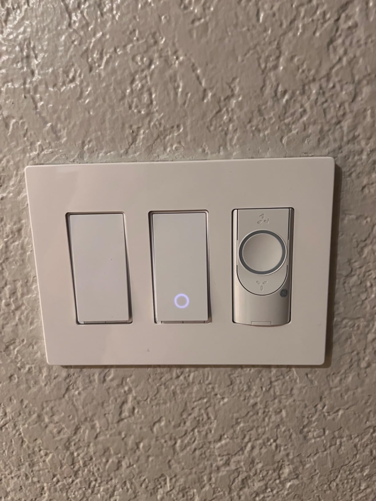 Kasa Smart WiFi Motion Sensor Switch, Single Pole, Needs Neutral Wire, 2.4GHz Wi-Fi Light Switch, Compatible with Alexa & Google Home, UL Certified, No Hub Required (KS200M), White, 1-Pack customer photo 1