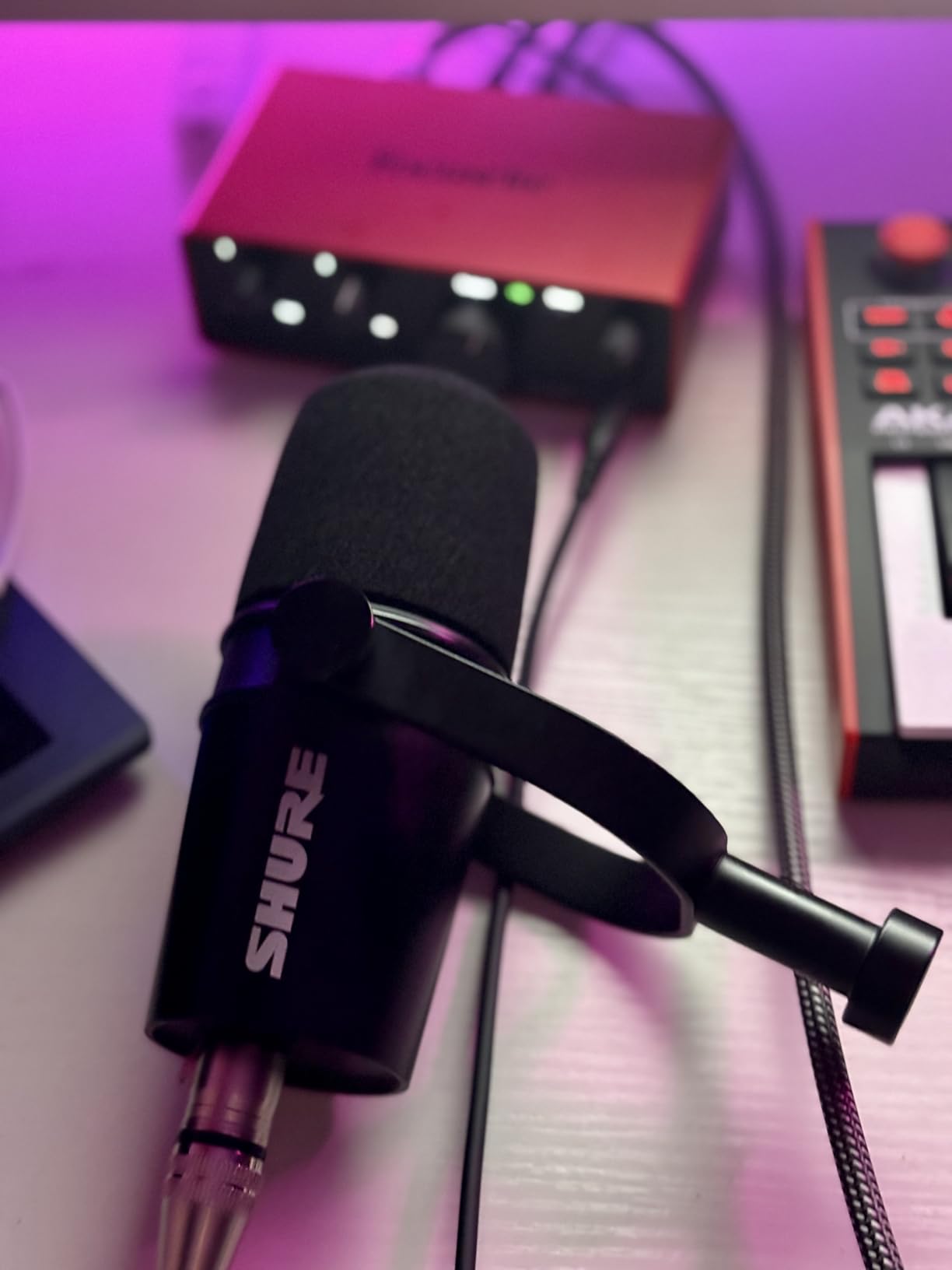 Shure MV7X XLR Dynamic Microphone for Podcasting, Streaming & Vocal Recording - Voice-Isolating Cardioid Mic with Broadcast-Style Design & All-Metal Construction, Black customer photo 2