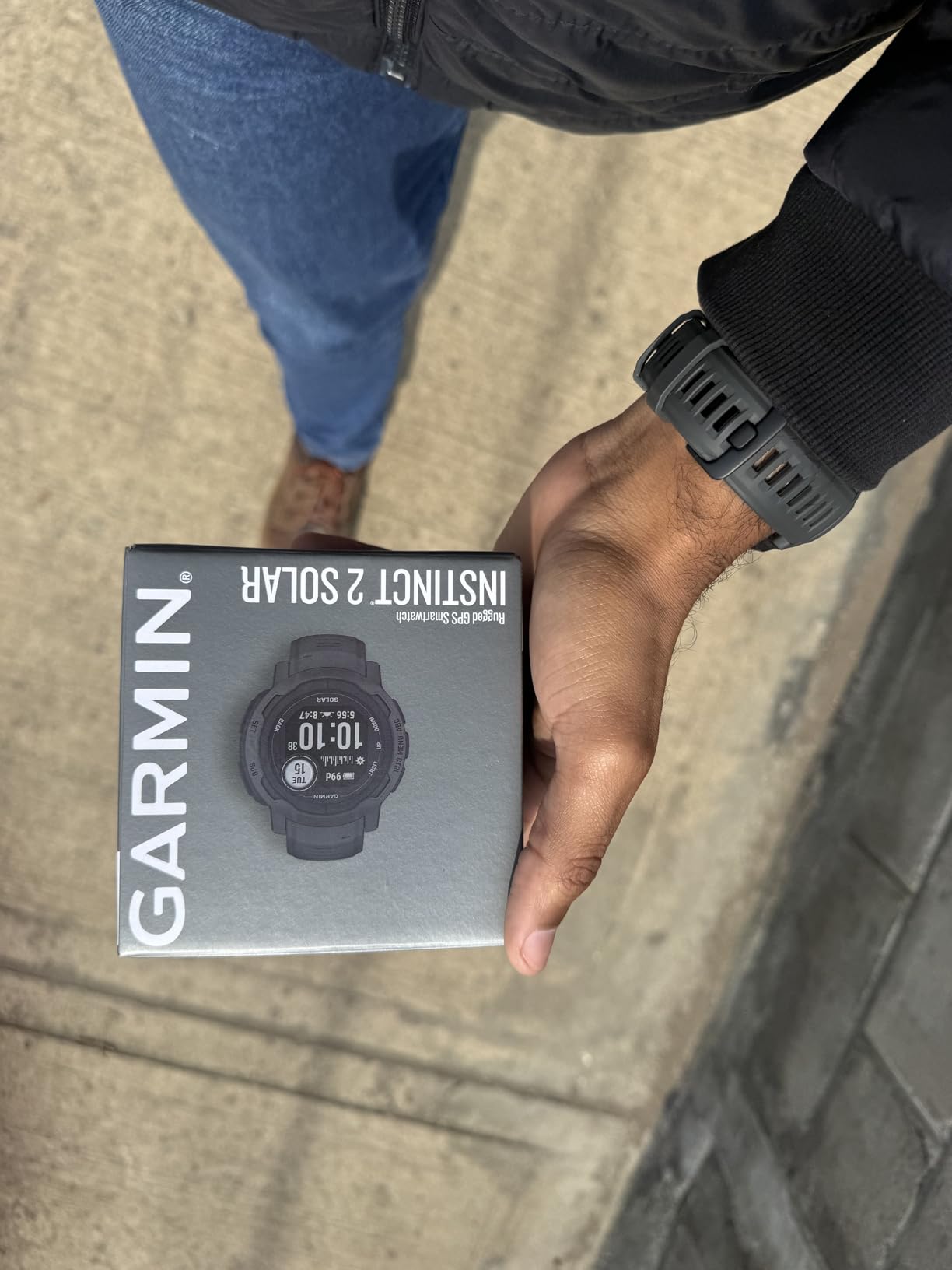 Garmin Instinct 2 Solar, Smaller-Sized Rugged Outdoor Watch with GPS, Solar Charging Capabilities, Built for All Elements, Multi-GNSS Support, Tracback Routing and More, Graphite customer photo 2