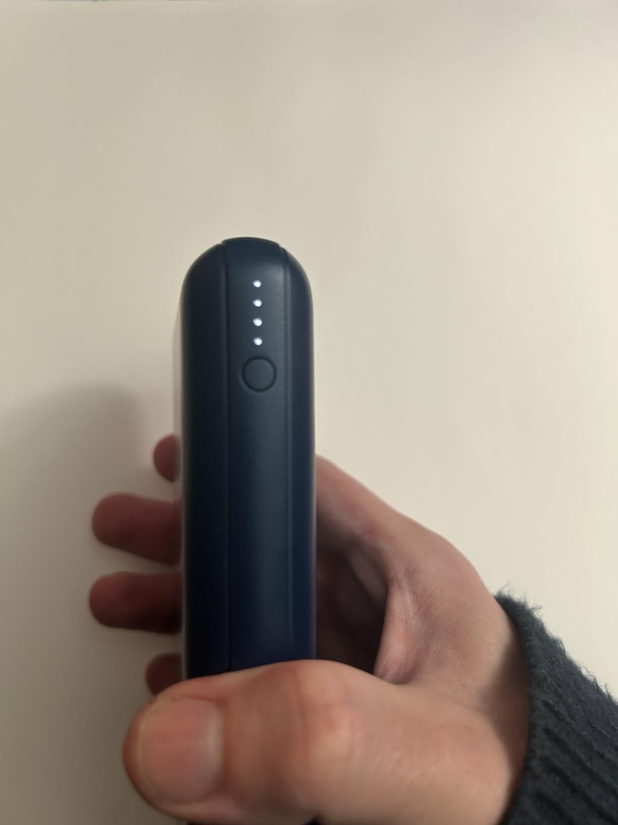Belkin Portable Charger, USB-C Power Bank 20000 mAh w/ 2 USB-A Ports, 15W w/ Type-A to Type-C Cable - iPhone 17, Air, Pro, Pro Max, AirPods, Apple Watch, Samsung Galaxy S26, Google Pixel 10 - Black customer photo 2