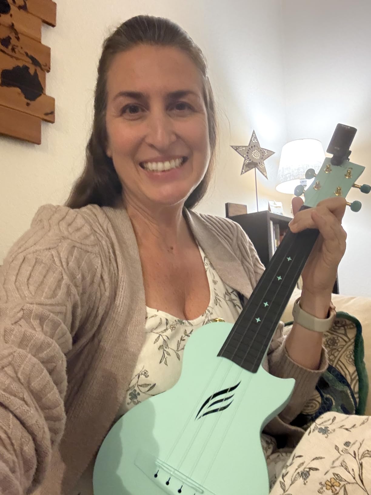 Enya NOVA U MINI 21-Inch Carbon Fiber Soprano Travel Ukulele, Black customer photo 1