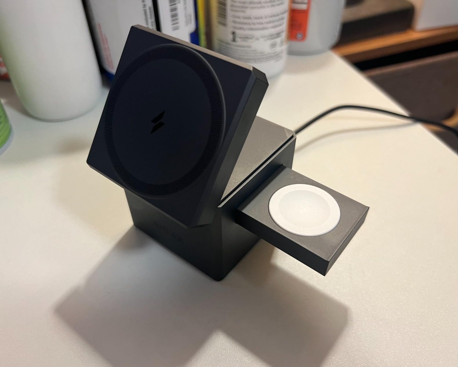 Anker 3-in-1 Cube Wireless Charger, MagSafe Charging Stand, 15W Foldable Fast Charging Station for iPhone 17/16/15, Apple Watch 1-8/Ultra, AirPods (Adapter Included, Non-Battery) customer photo 2