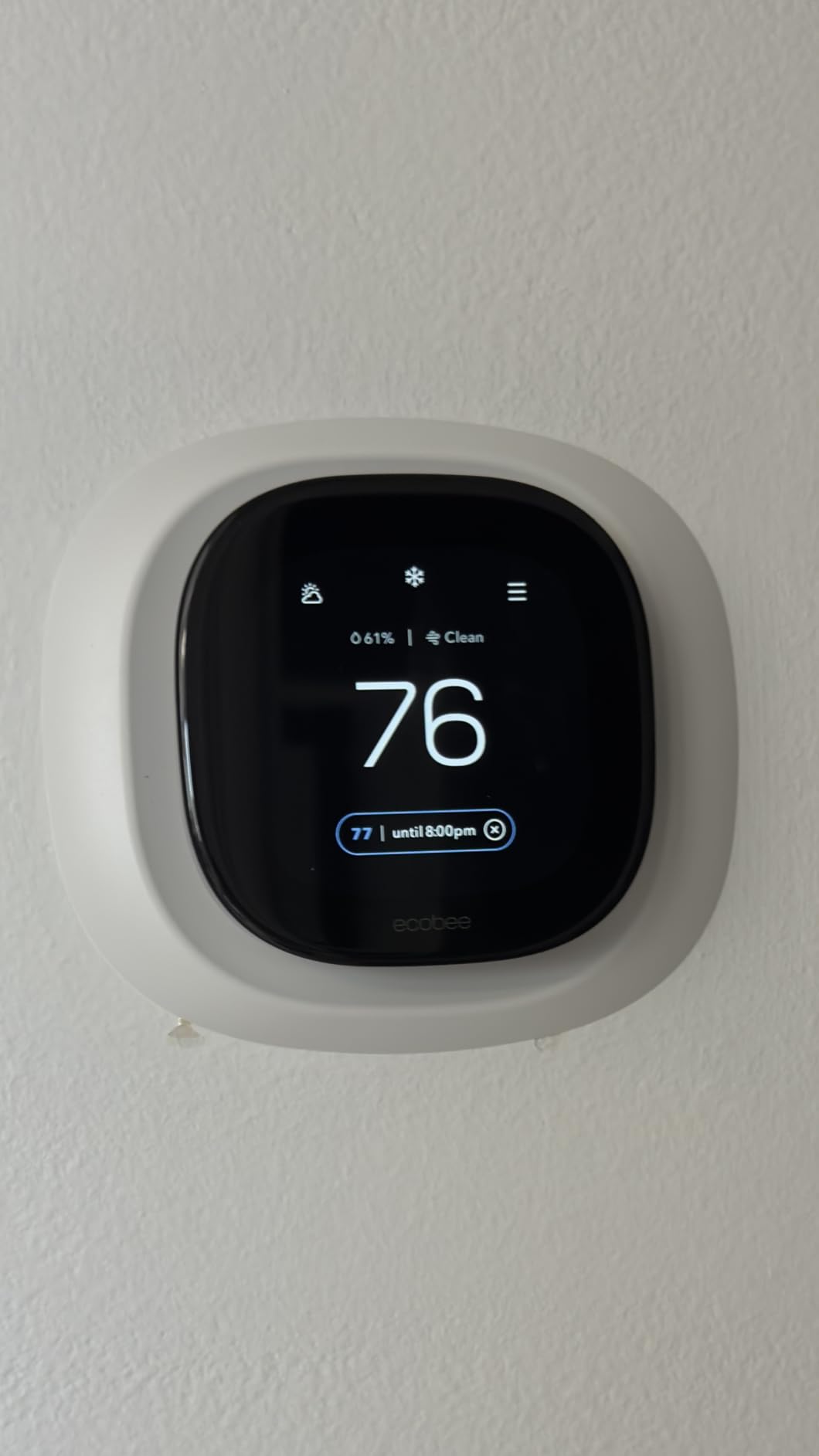 ecobee Smart Thermostat Premium - WiFi, Siri & Alexa Built-In, Smart Sensor | Air Quality Monitor. Works with Alexa, Siri and Google Home customer photo 2