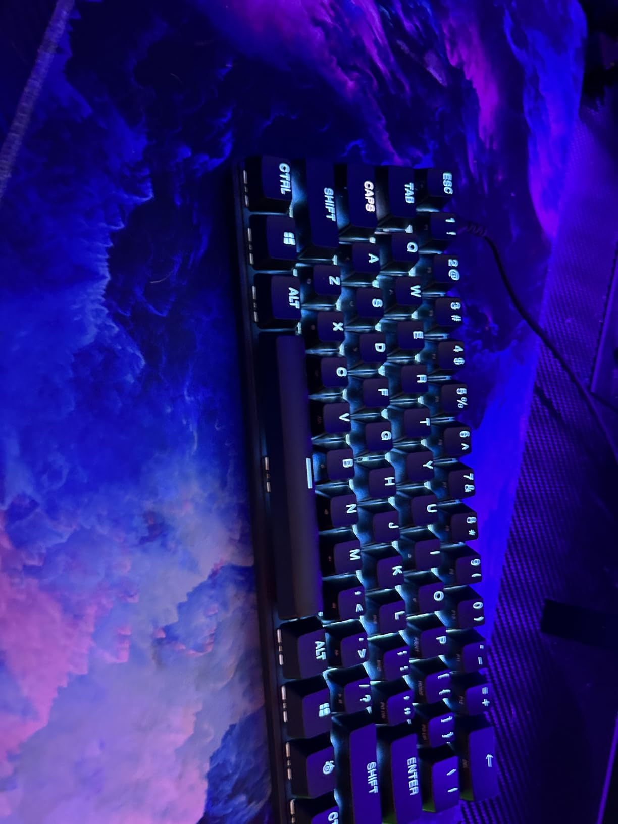 New Apex 9 Mini - HotSwap Optical Mini Keyboard - 60% Compact Design - Optical Switches - RGB Customization - Aluminum Alloy Frame - Double Shot PBT Keycap customer photo 1