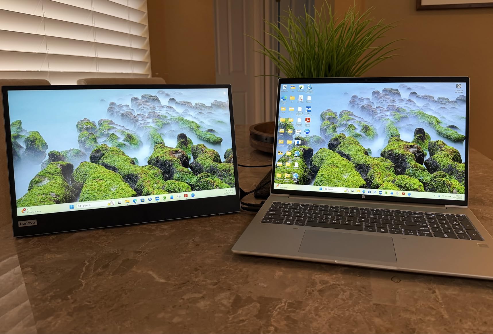 Lenovo L15 Portable Monitor, 15.6” Display, Full HD Resolution, IPS Panel, 250 nits Brightness, 60Hz Refresh Rate, USB-C Ports, Height-Adjustable Stand, Flicker-Free Technology, Grey customer photo 2