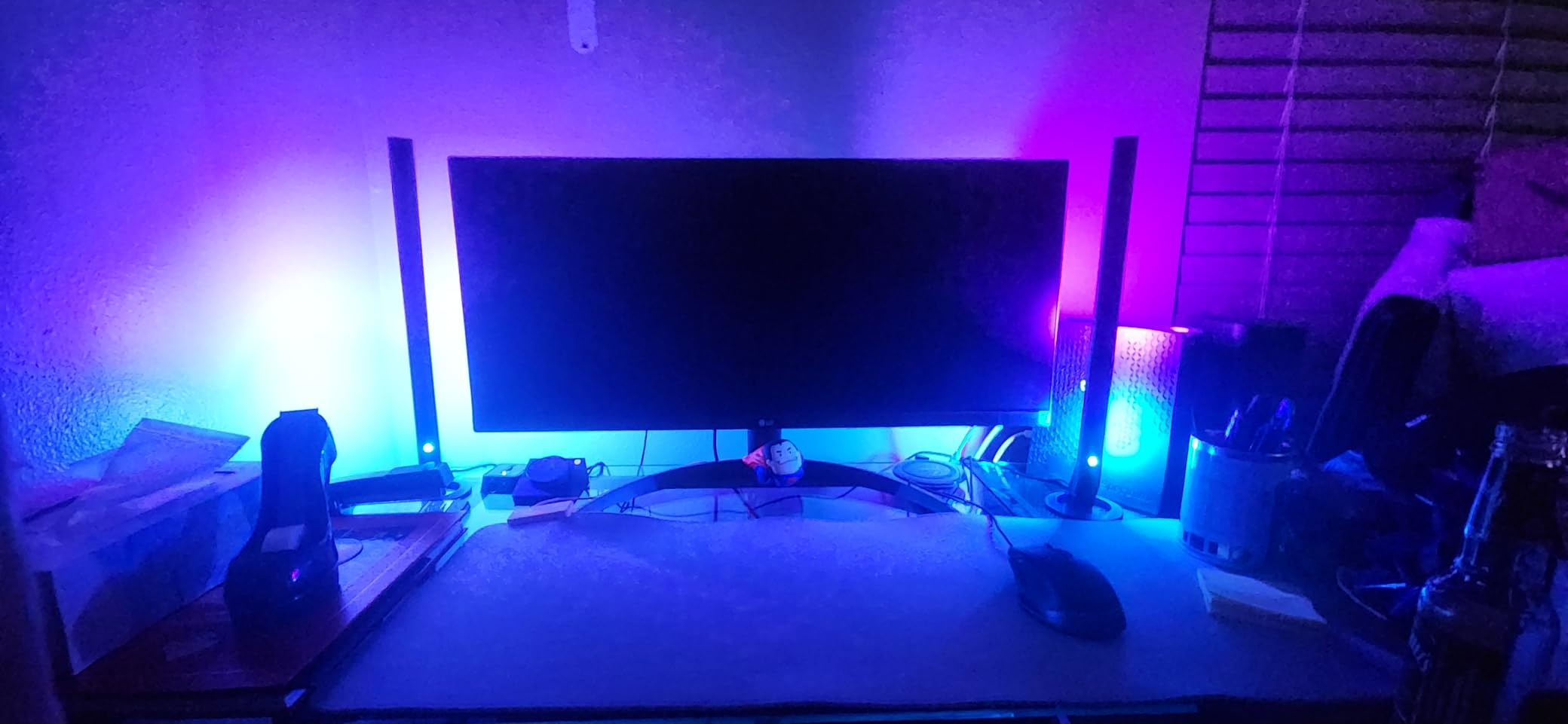 Govee RGBIC Gaming Light Bars H6047 with Smart Controller, Wi-Fi Smart LED Gaming Lights with Music Modes and 60+ Scene Modes Built, Works with Alexa & Google Assistant, Game Room Lights Decor customer photo 2
