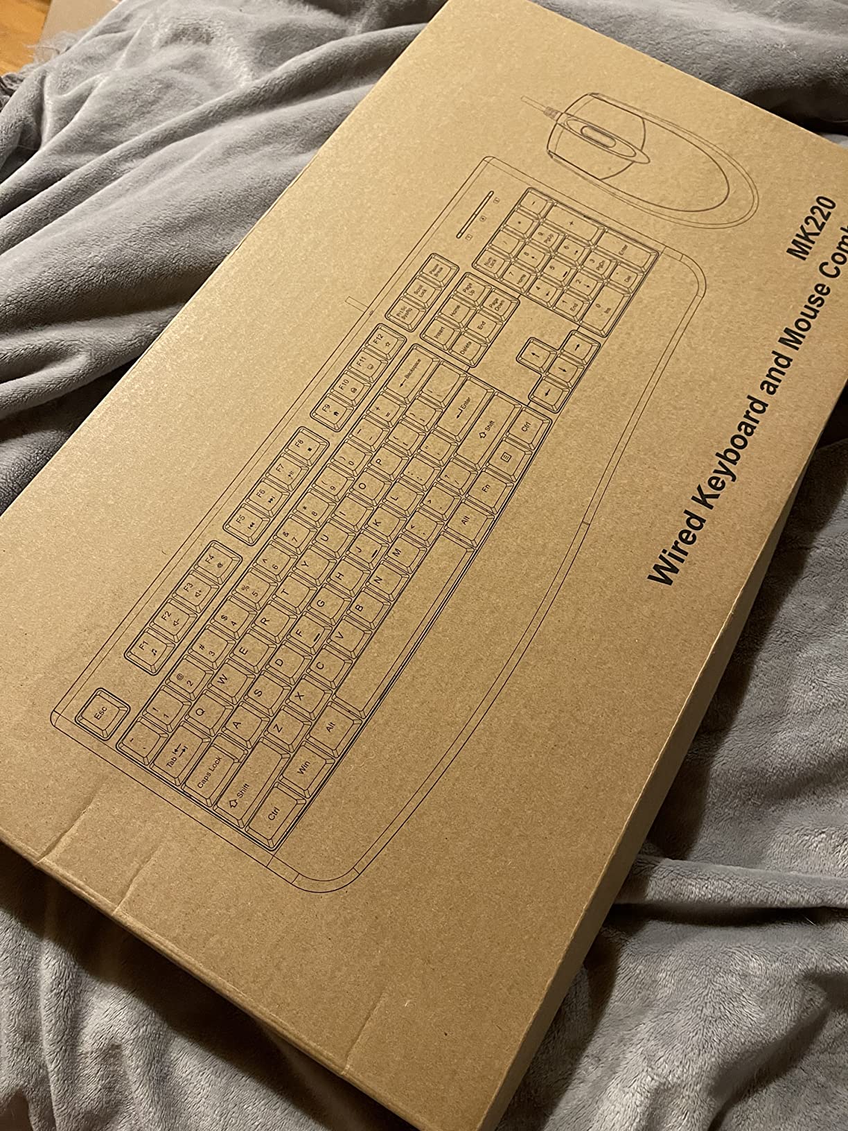 Wired Keyboard and Mouse Combo, EDJO Full-Sized Ergonomic Computer Keyboard with Palm Rest and Optical Wired Mouse for Windows, Mac OS Desktop/Laptop/PC customer photo 2